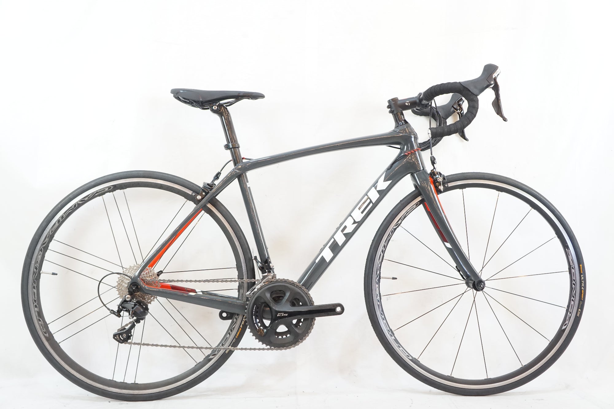 TREK 「トレック」 DOMANE SL5 2018年モデル ロードバイク TREK 「トレック」 DOMANE SL5 2018年モデル ロードバイク