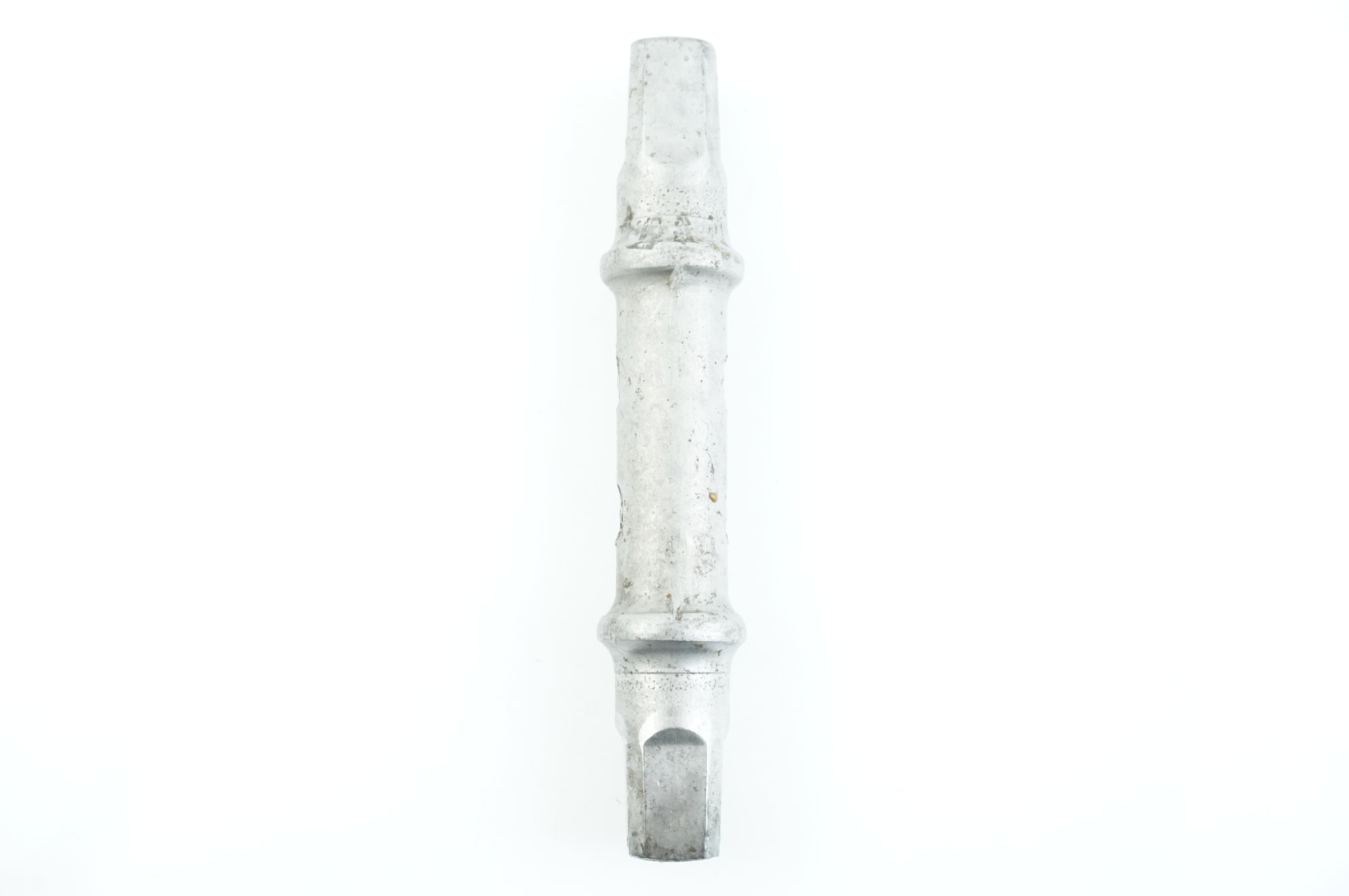 T.D.C 「トーマスディークロス」 118.6mm ボトムブラケットシャフト / 中目黒店