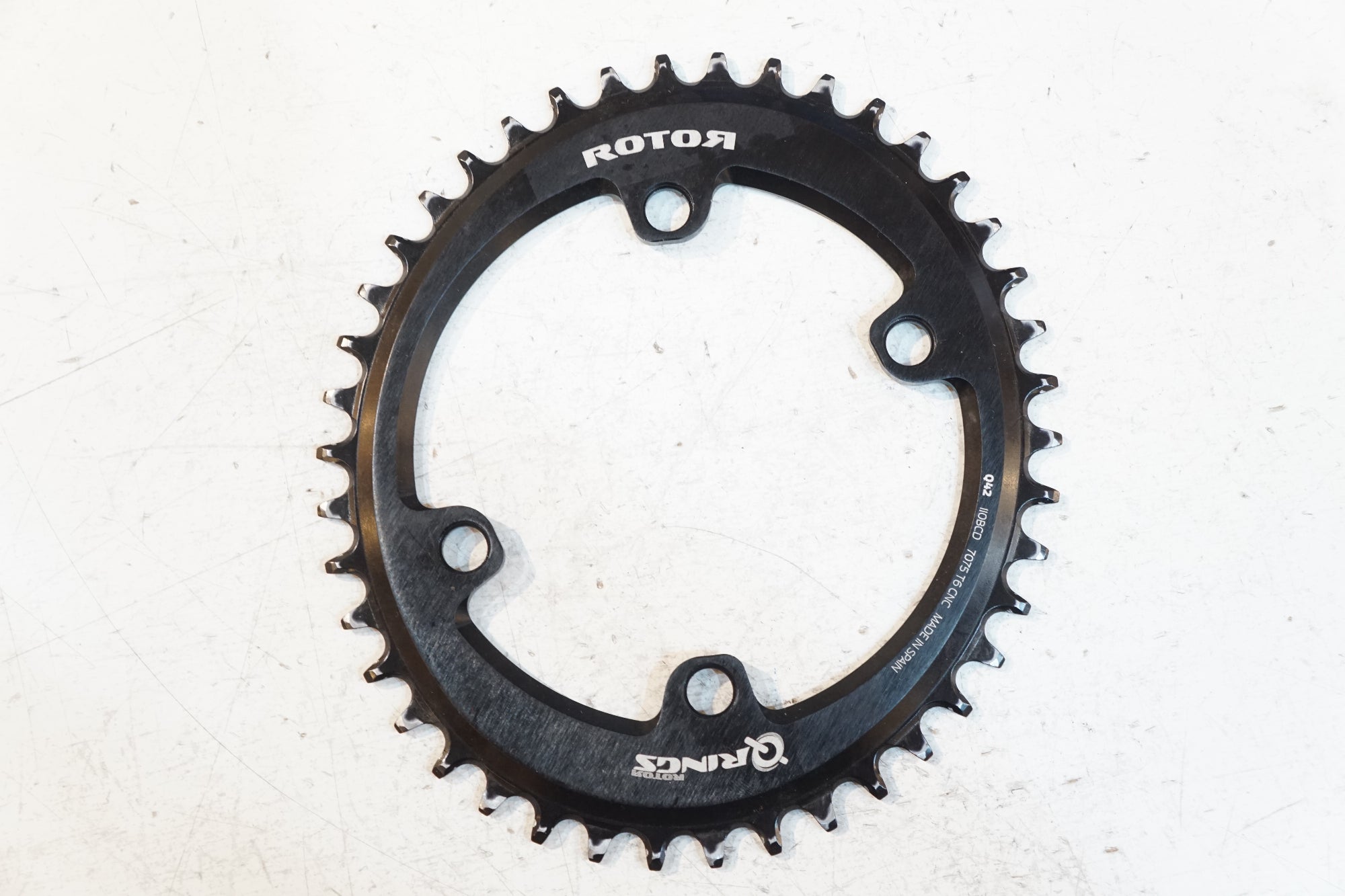 ROTOR 「ローター」 Q-RINGS 110BCD 42T チェーンリング / バイチャリ