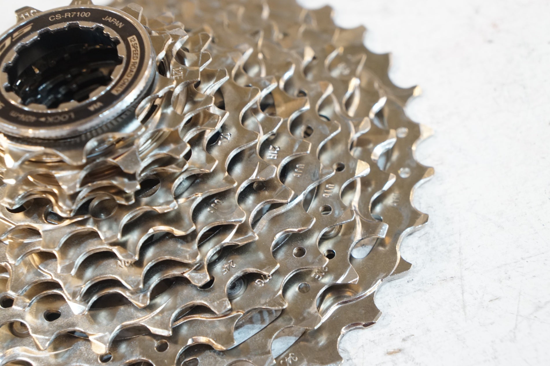 SHIMANO 「シマノ」 105 CS-R7100 11-34T 12S スプロケット / バイチャリ浦和ベース
