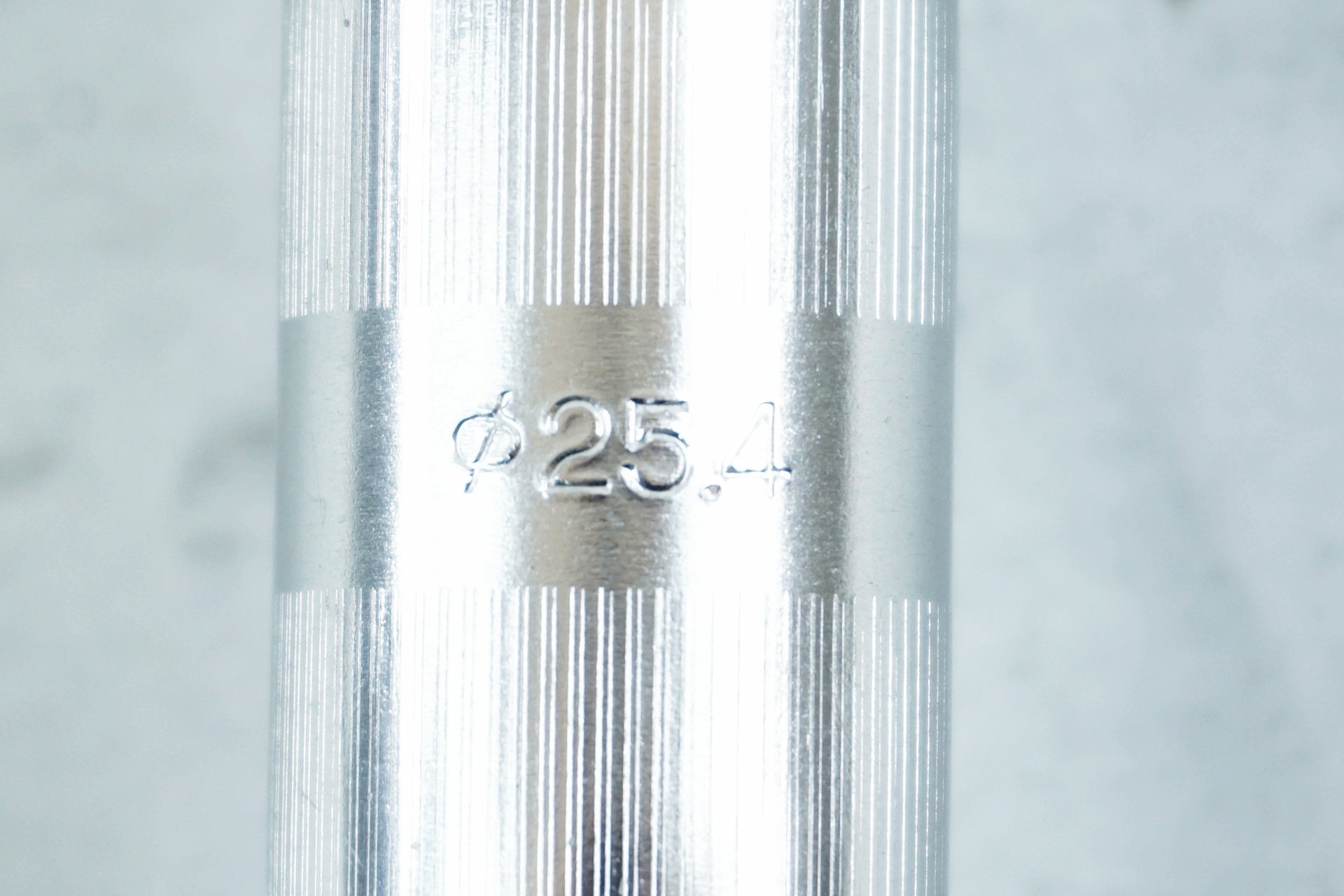 NITTO 「ニットー」 RB-010 ブルホーン Φ25.4mm 400mm ハンドル / 有明ガーデン店