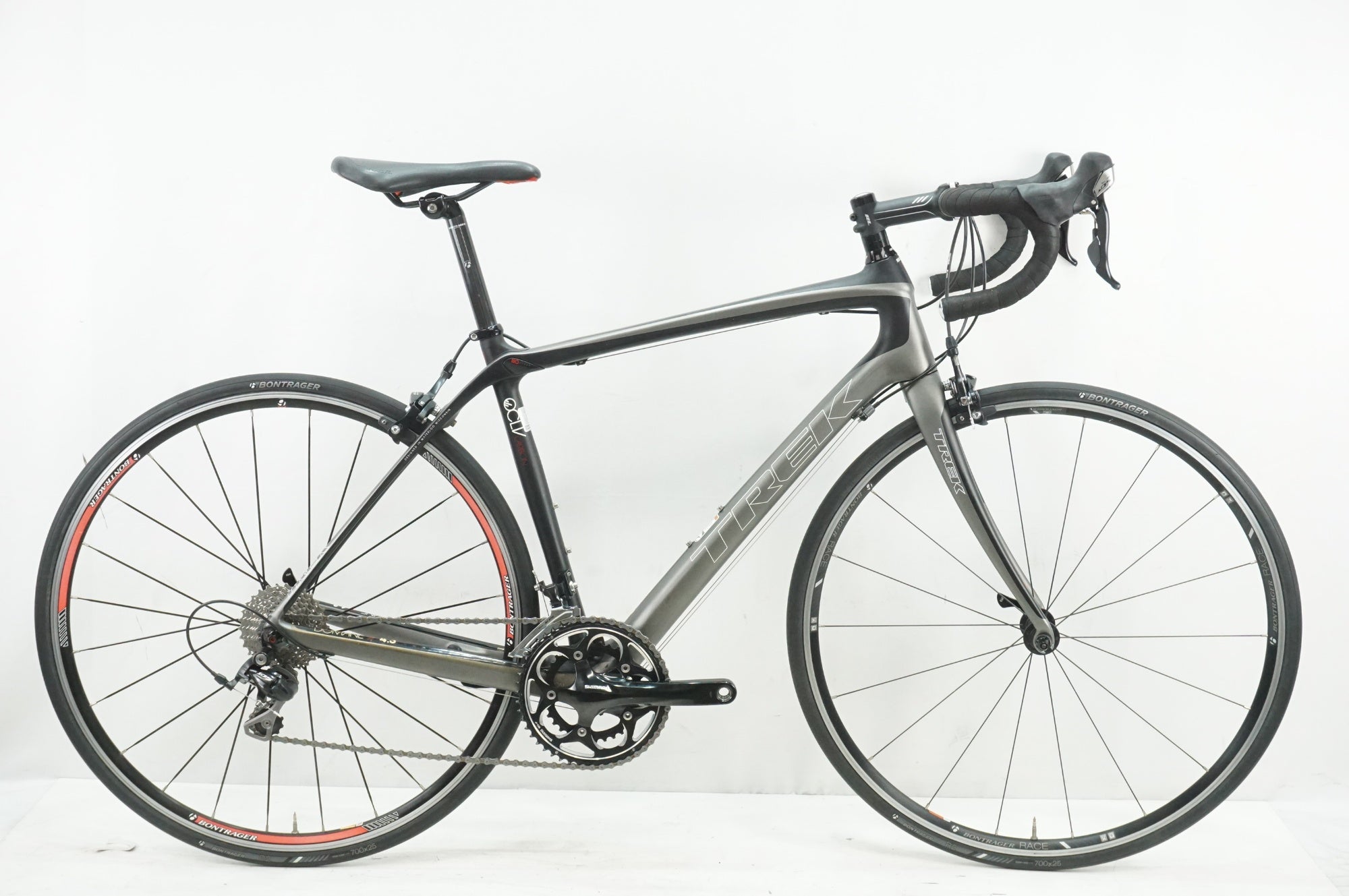 TREK 「トレック」 DOMANE 4 WSD 2013年モデル 44サイズ ロードバイク TREK 「トレック」 DOMANE 4 WSD 2013年モデル 44サイズ ロードバイク