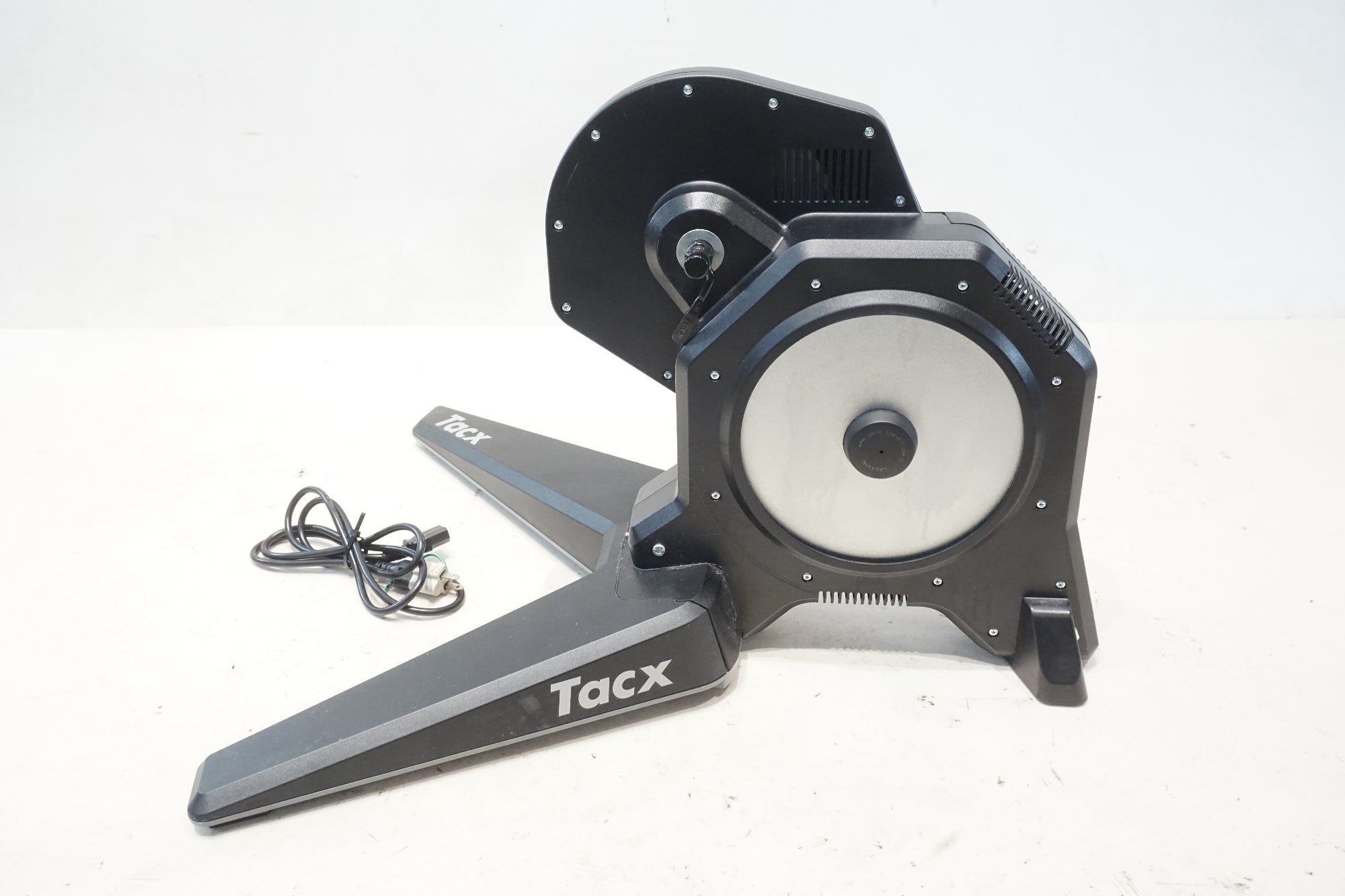 TACX 「タックス」 FLUX 2 SMART サイクルトレーナー / 横浜戸塚店