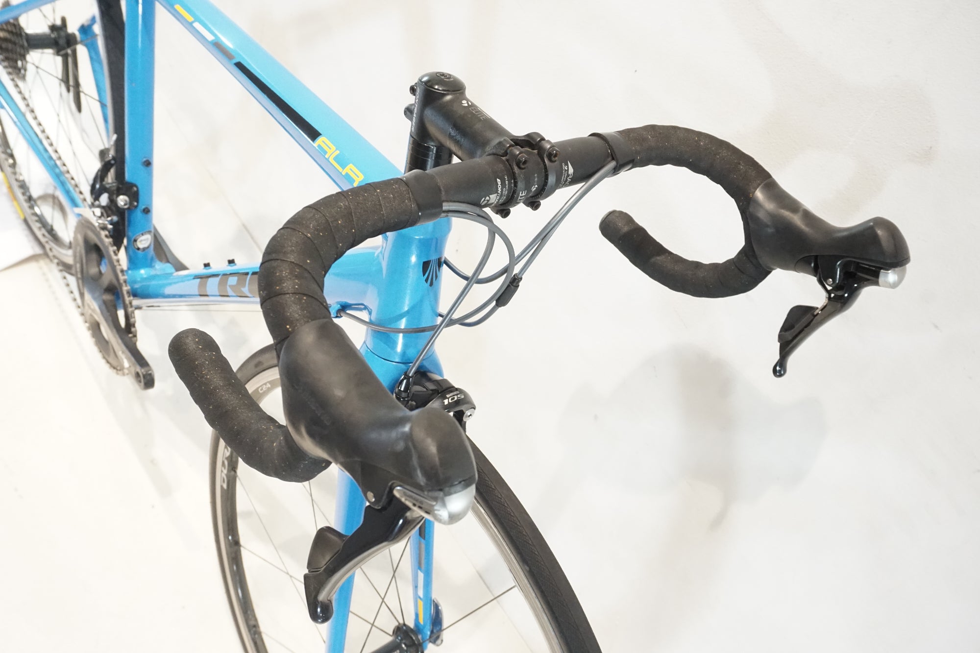 TREK 「トレック」 EMONDA ALR 5 2016年モデル ロードバイク / 横浜戸塚店