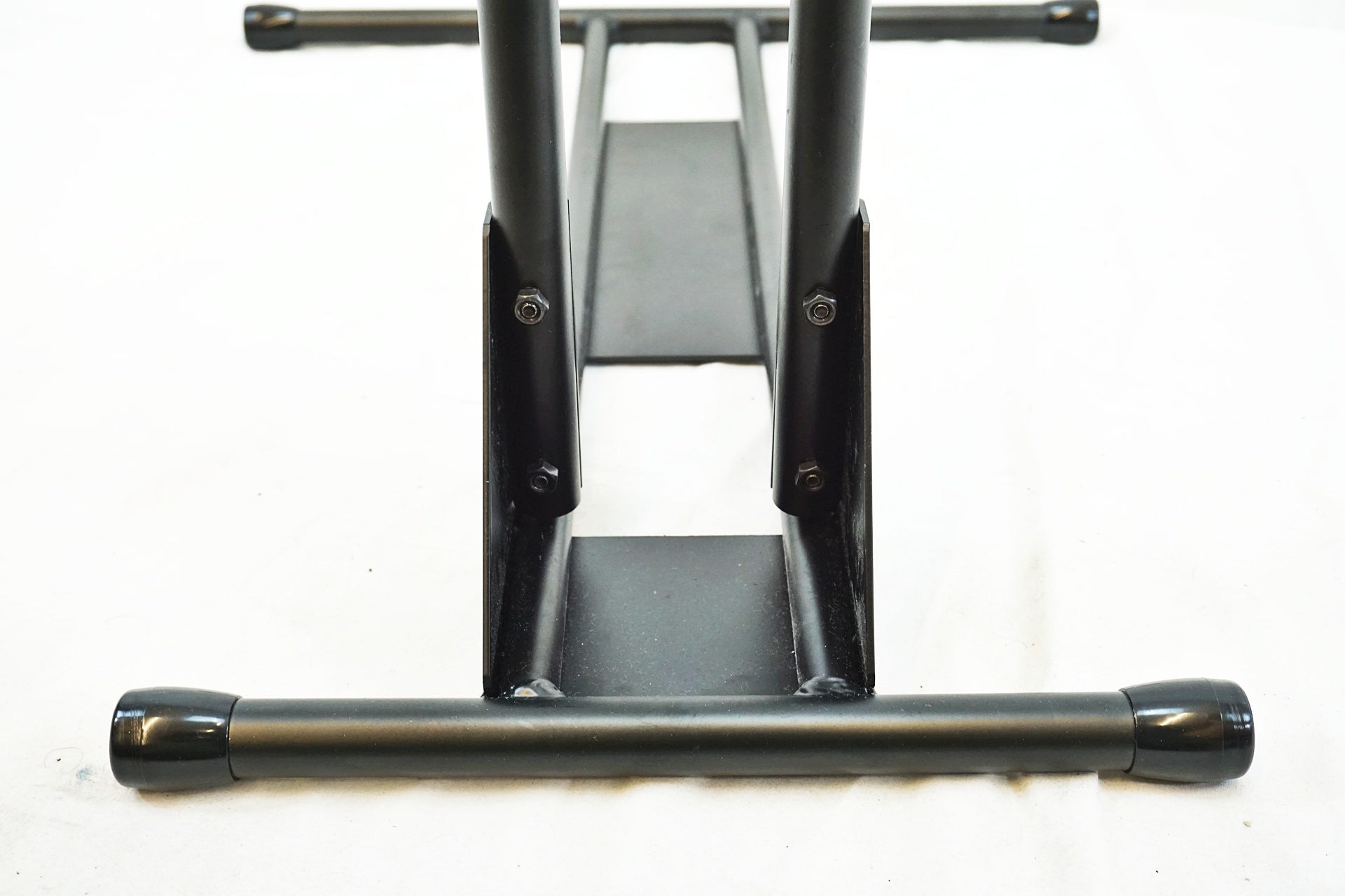 IWA 「イワ」 A01V ディスプレイスタンド / 有明ガーデン店