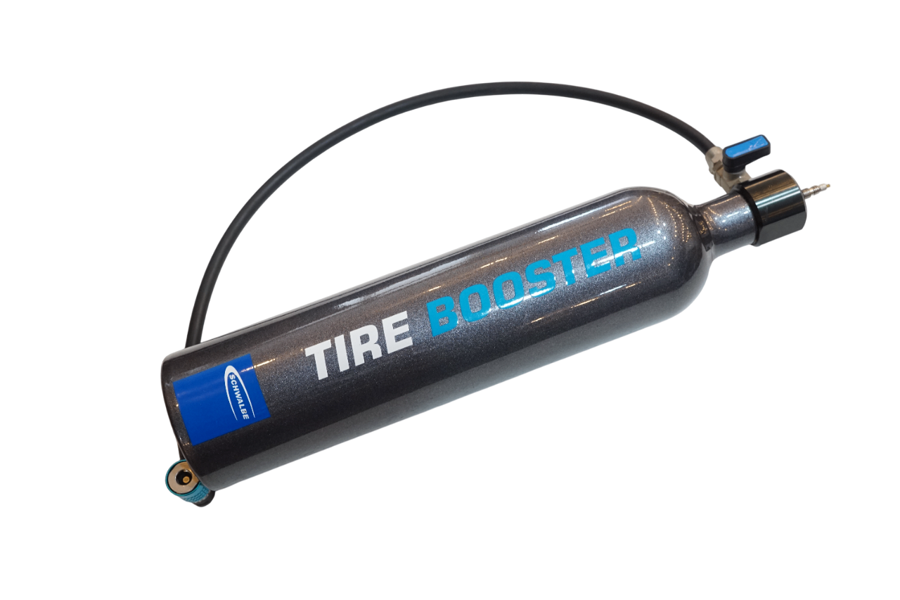 SCHWALBE ( シュワルベ ) ボンベ タイヤブースター1回使用済 超美品 SCHWALBE シュワルベ TIRE BOOSTER タイヤブースター