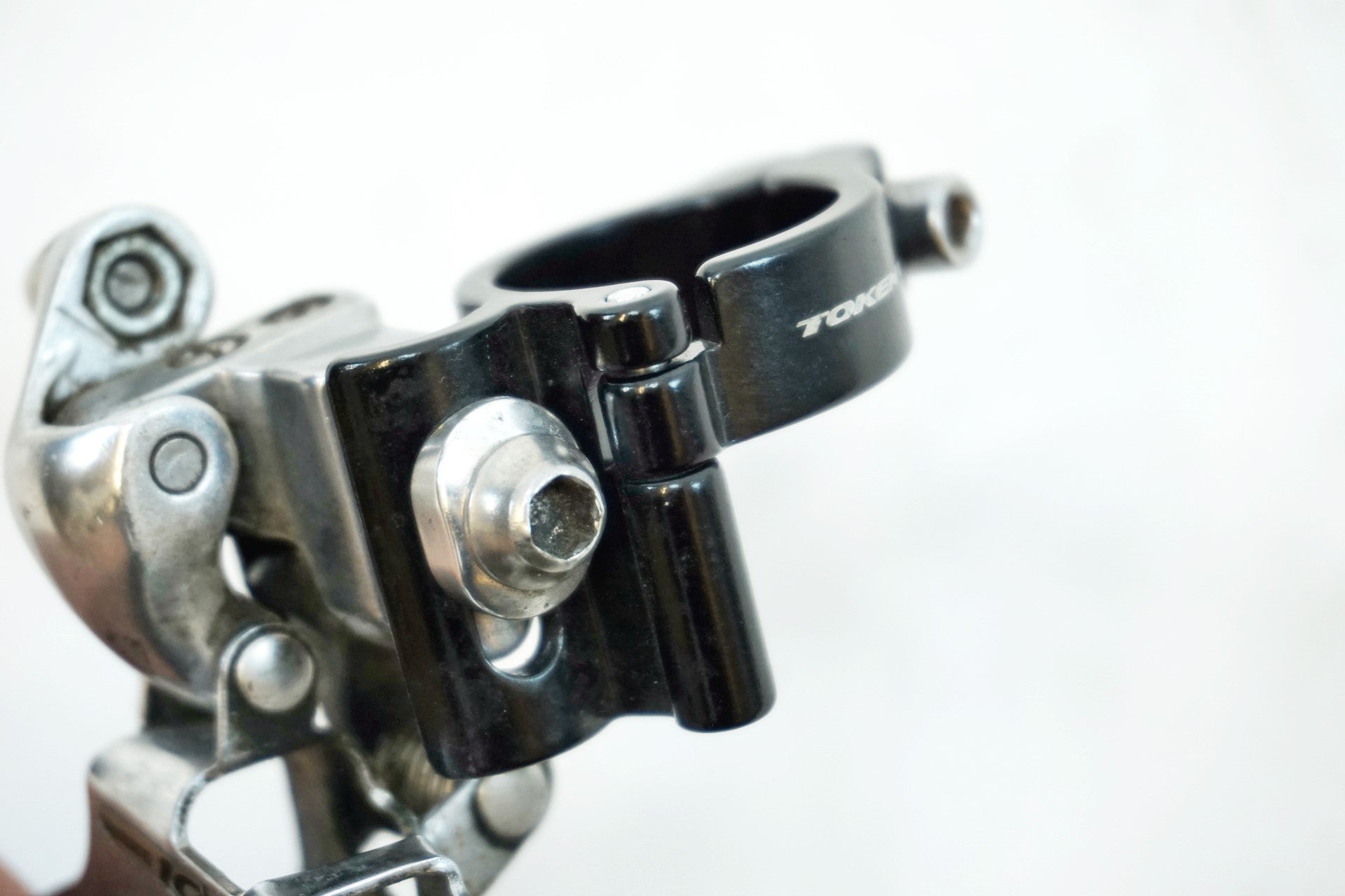 SHIMANO 「シマノ」 105 FD-5600 フロントディレイラー / 有明ガーデン店