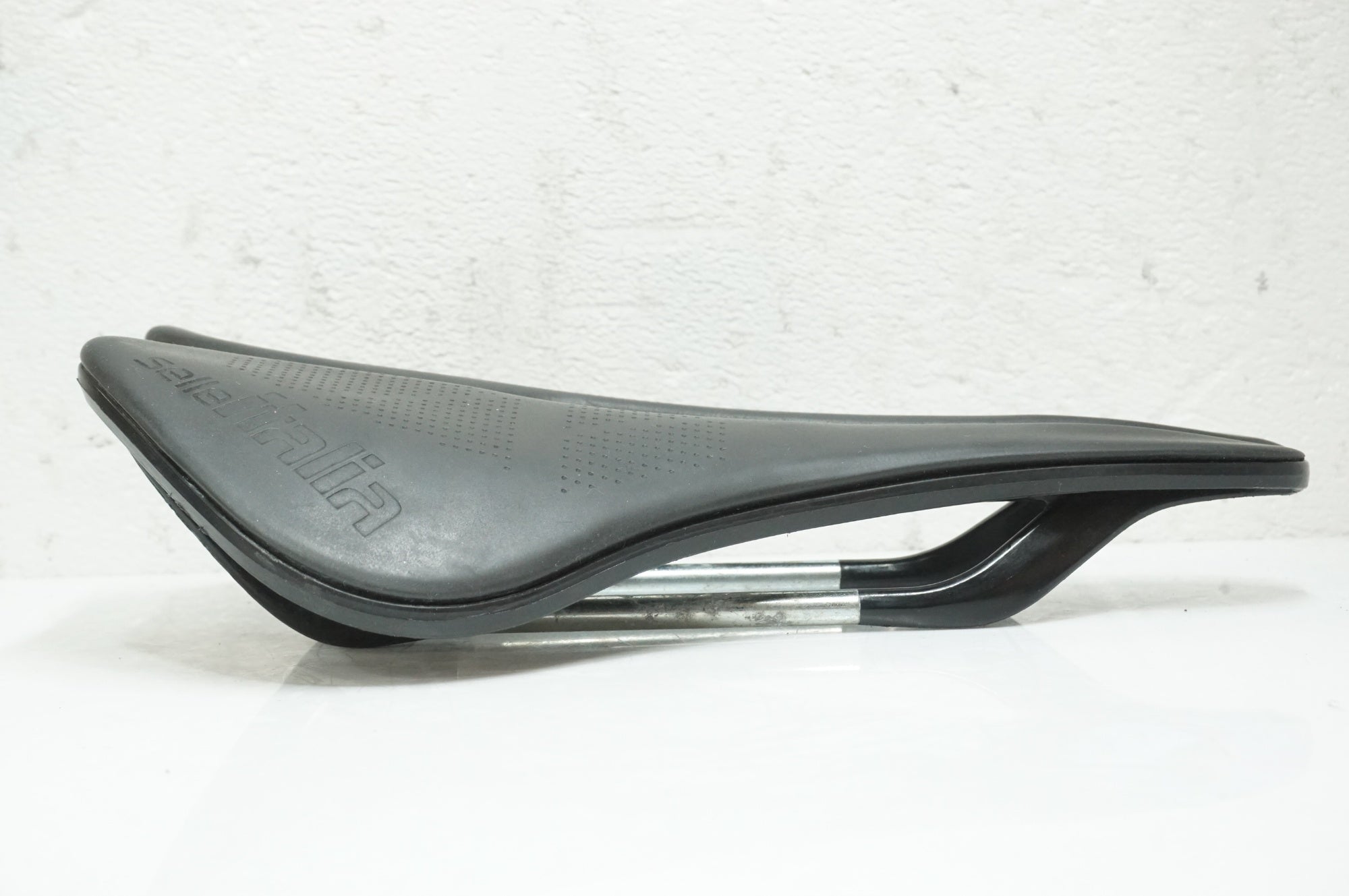 BIANCHI 「ビアンキ」 MODEL X サドル / 大宮店