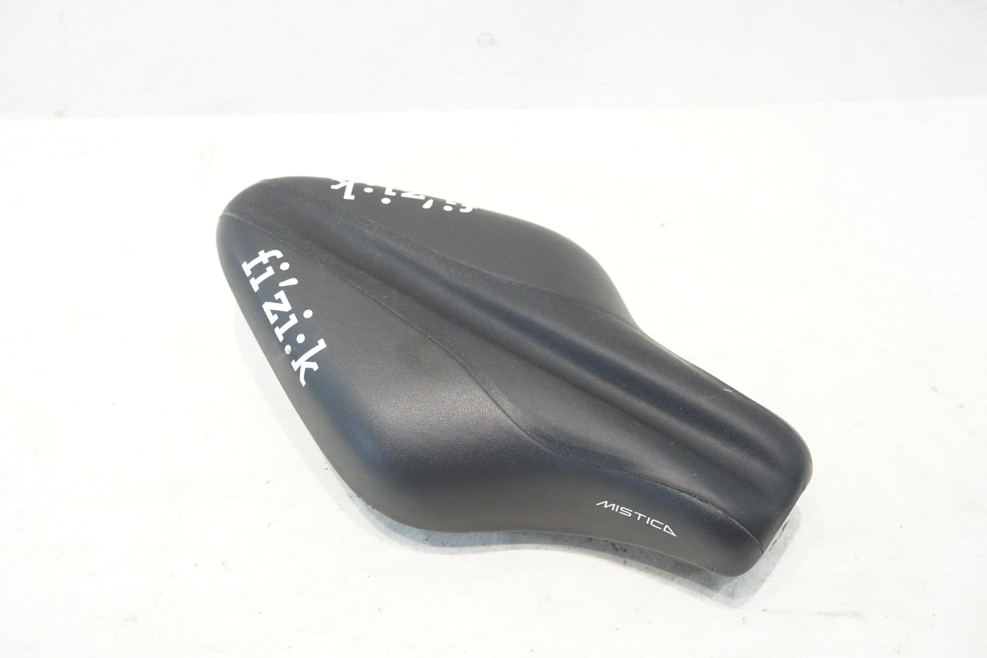 フィジーク　ミスティカ　kiumレール Amazon | Fizik(フィジーク) MISTICA(ミスティカ) kiumレール