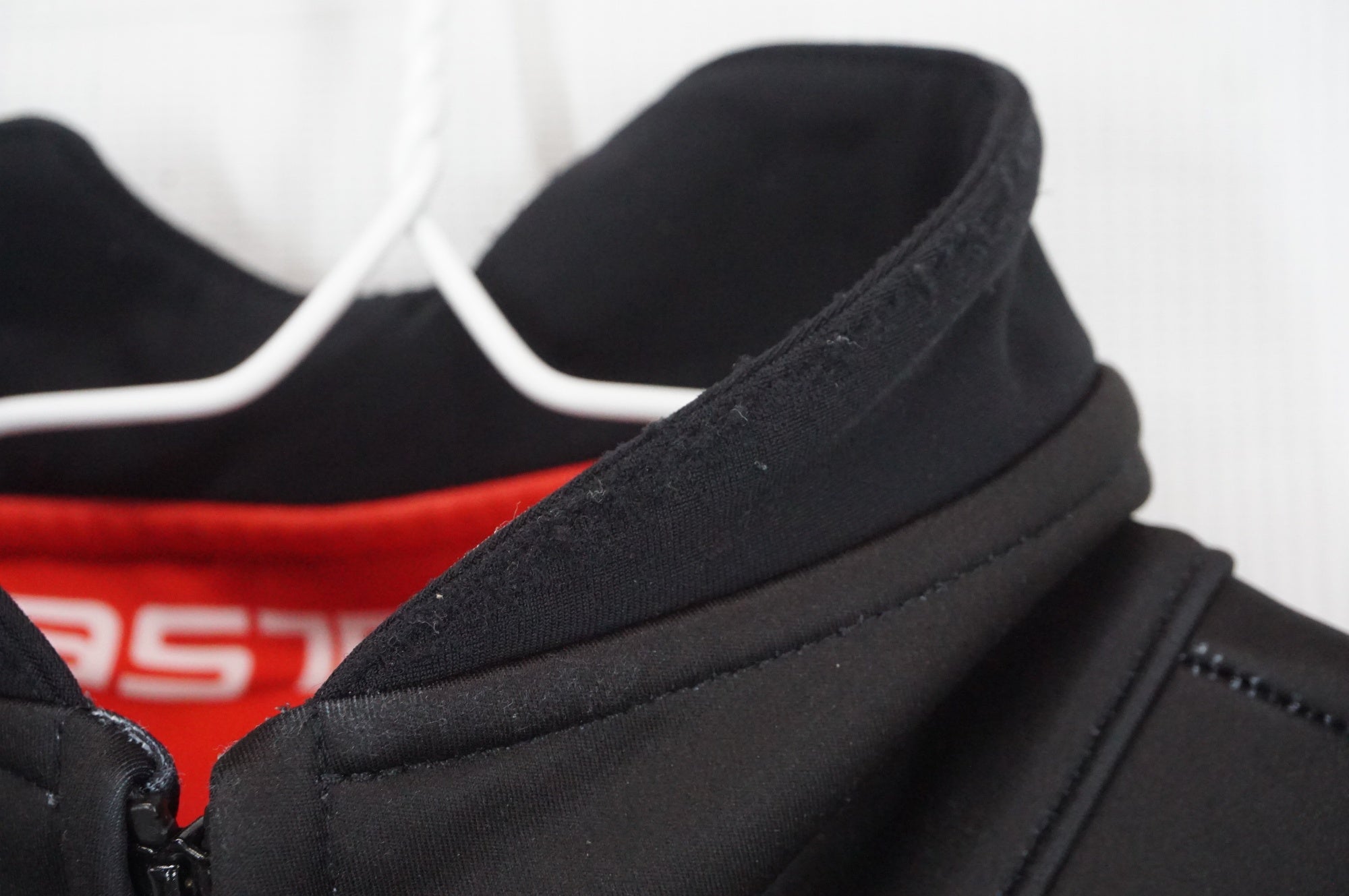 CASTELLI 「カステリ」 Sサイズ 冬用ジャケット / 阪急塚口店
