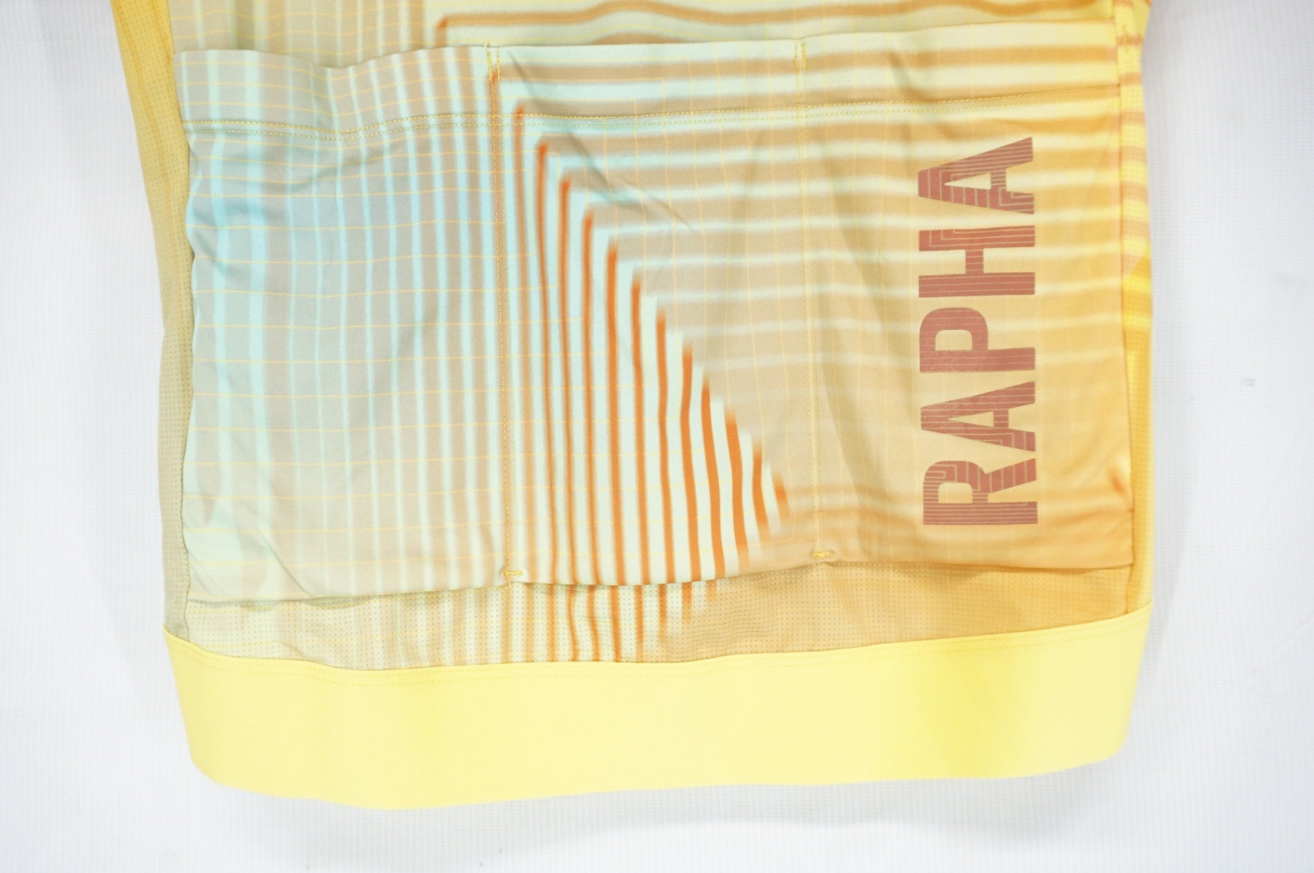 RAPHA 「ラファ」 TUNNEL VISION PT TRAINING Sサイズ ジャージ / 阪急塚口店