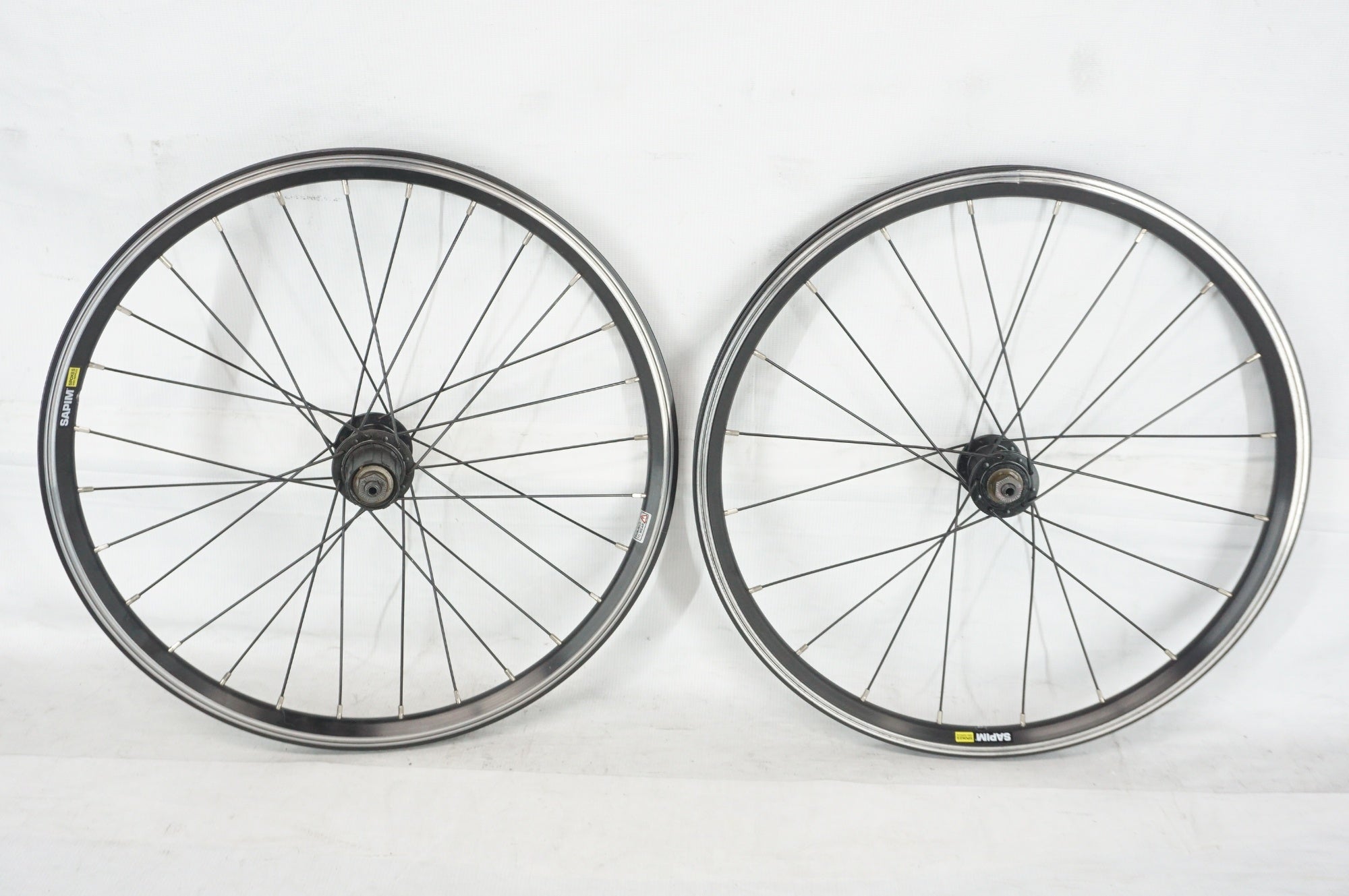 ブランド不明 20インチ シマノ8速 ホイールセット / 阪急塚口店