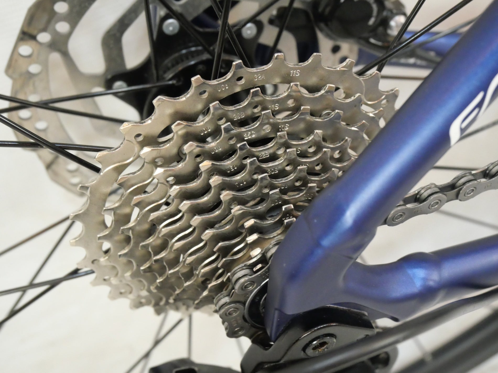 KHODAA BLOOM 「コーダーブルーム」 FARNA DISC 2022年モデル ロードバイク / 有明ガーデン店