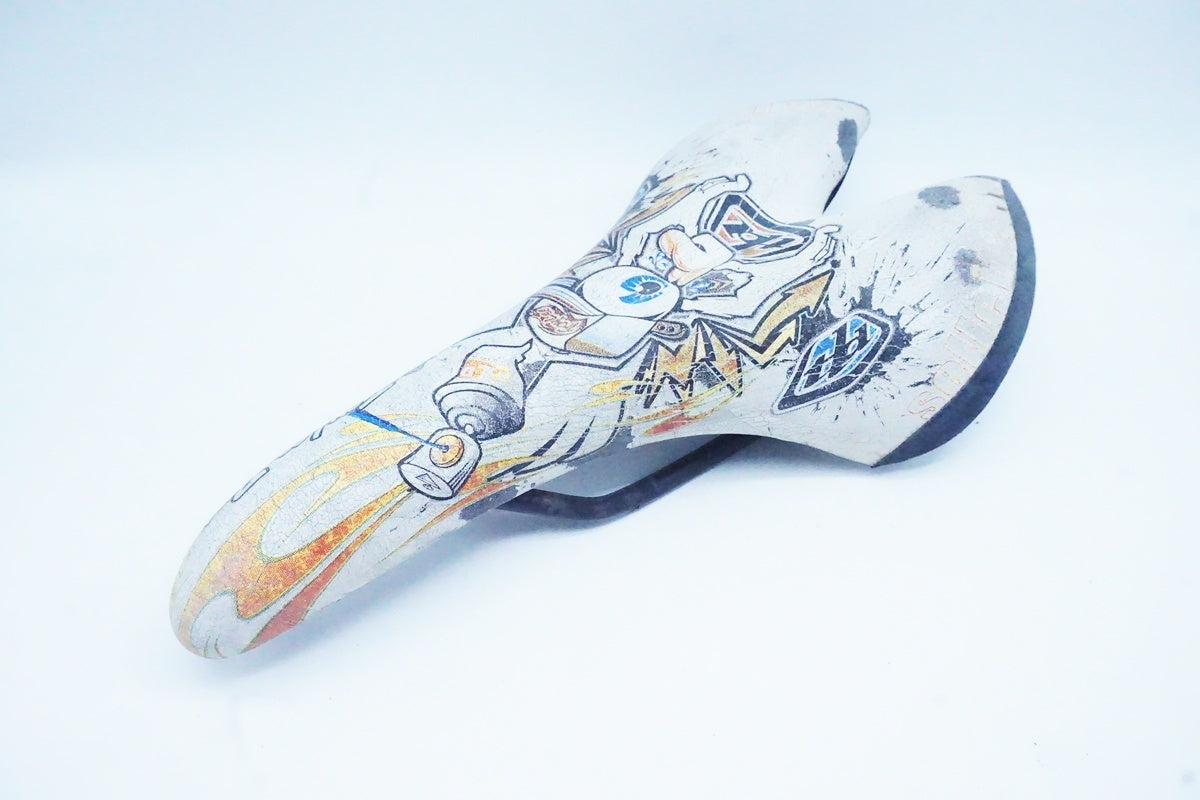 SELLE ITALIA「セライタリア」 TROY LEE DESIGNES サドル/ 京都西院店