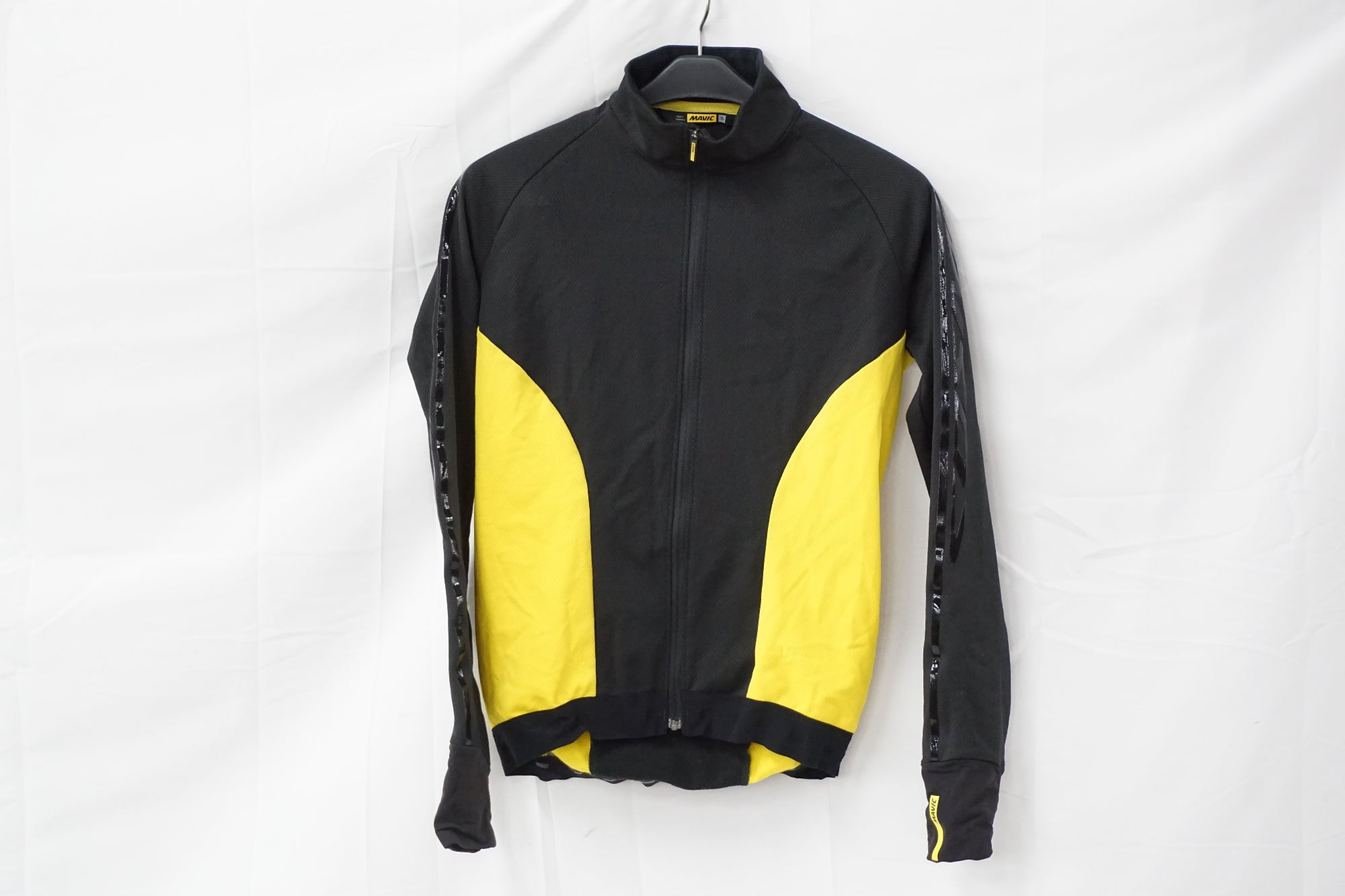 マビック　mavic サイクルジャージセットセット売り　 黒/黄色　バラ売り不可 MAVIC 「マビック」 COSMIC Sサイズ ジャケット / 奈良店