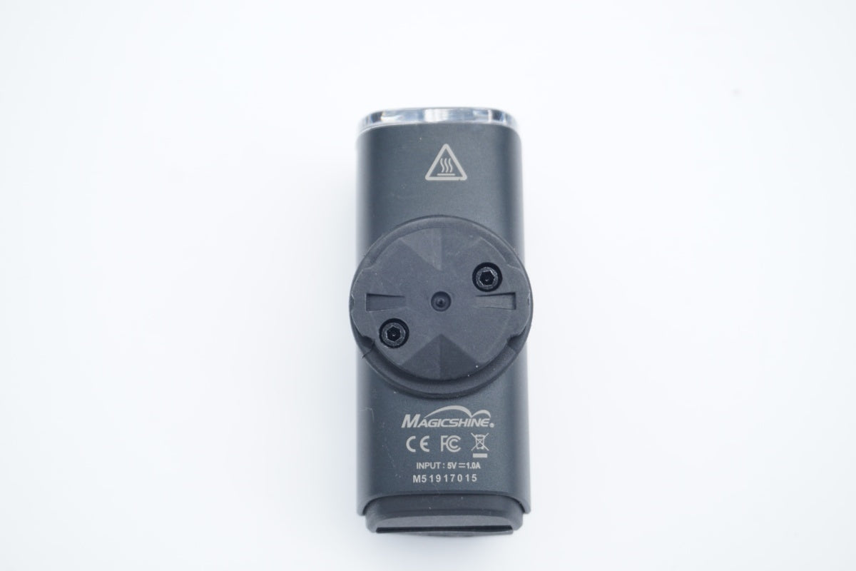 OLIGHT 「オーライト」 RN400 フロントライト / 滋賀大津店