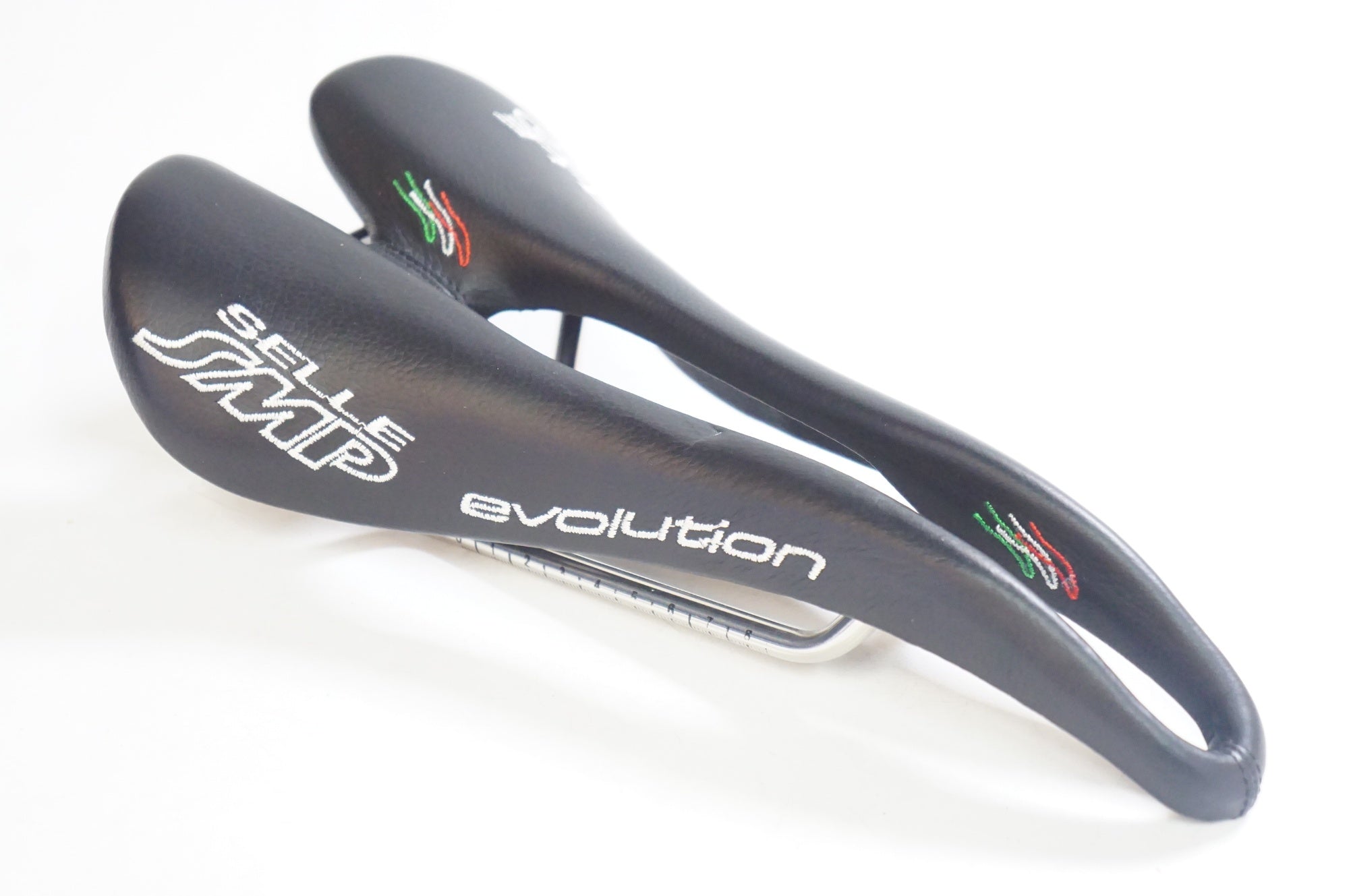SELLE SMP 「セラエスエムピー」 EVOLUTION サドル / 熊谷本店