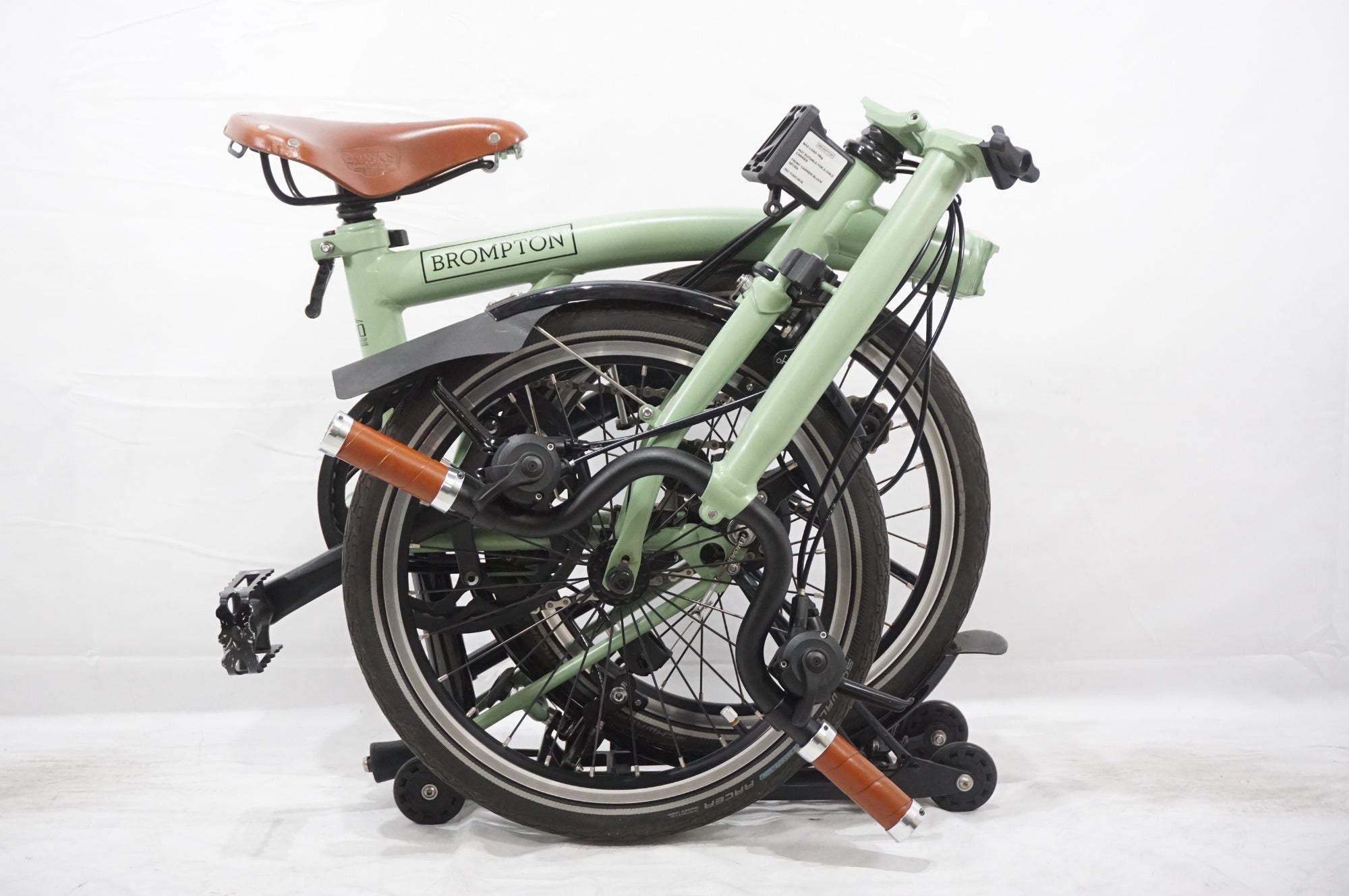 BROMPTON 「ブロンプトン」 C LINE EXPLORE MID M6L 2023年モデル 16インチ 折りたたみ自転車 / AKIBA店
