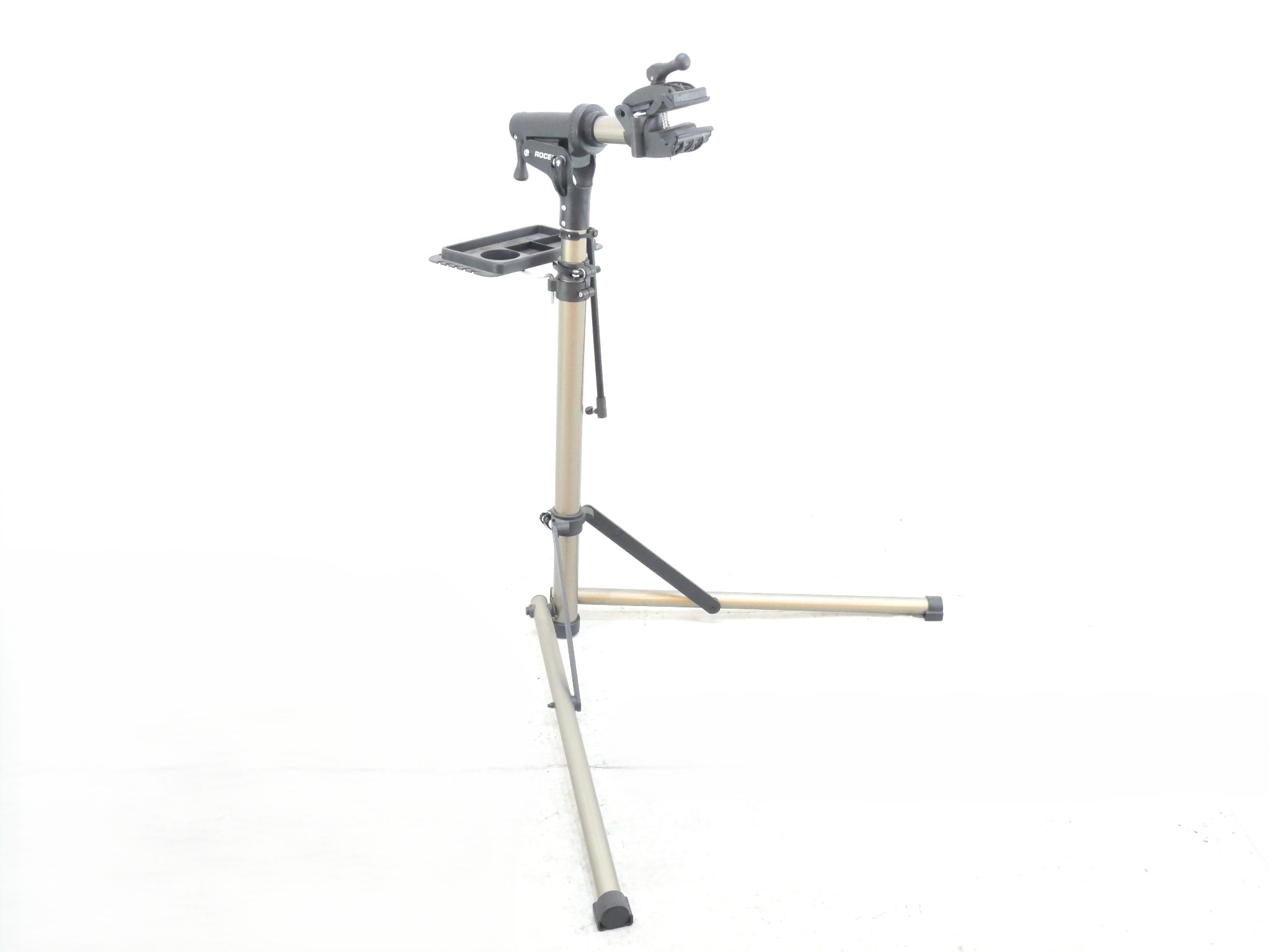 ROCES 「ロチェス」 メンテナンススタンド / バイチャリ浦和ベース