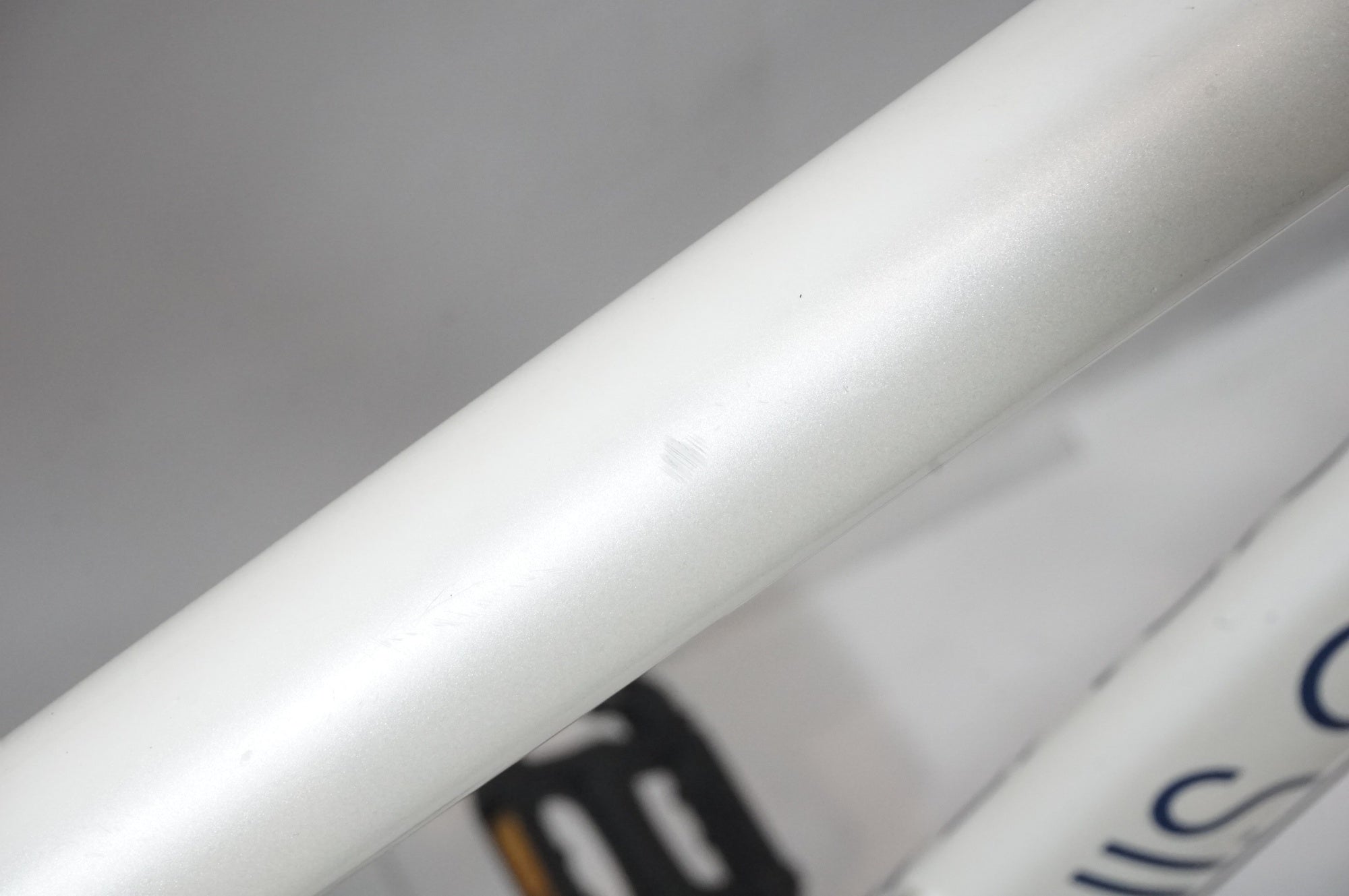 LOUIS GARNEAU 「ルイガノ」 SETTER 8.0 2023年モデル クロスバイク / 中目黒店