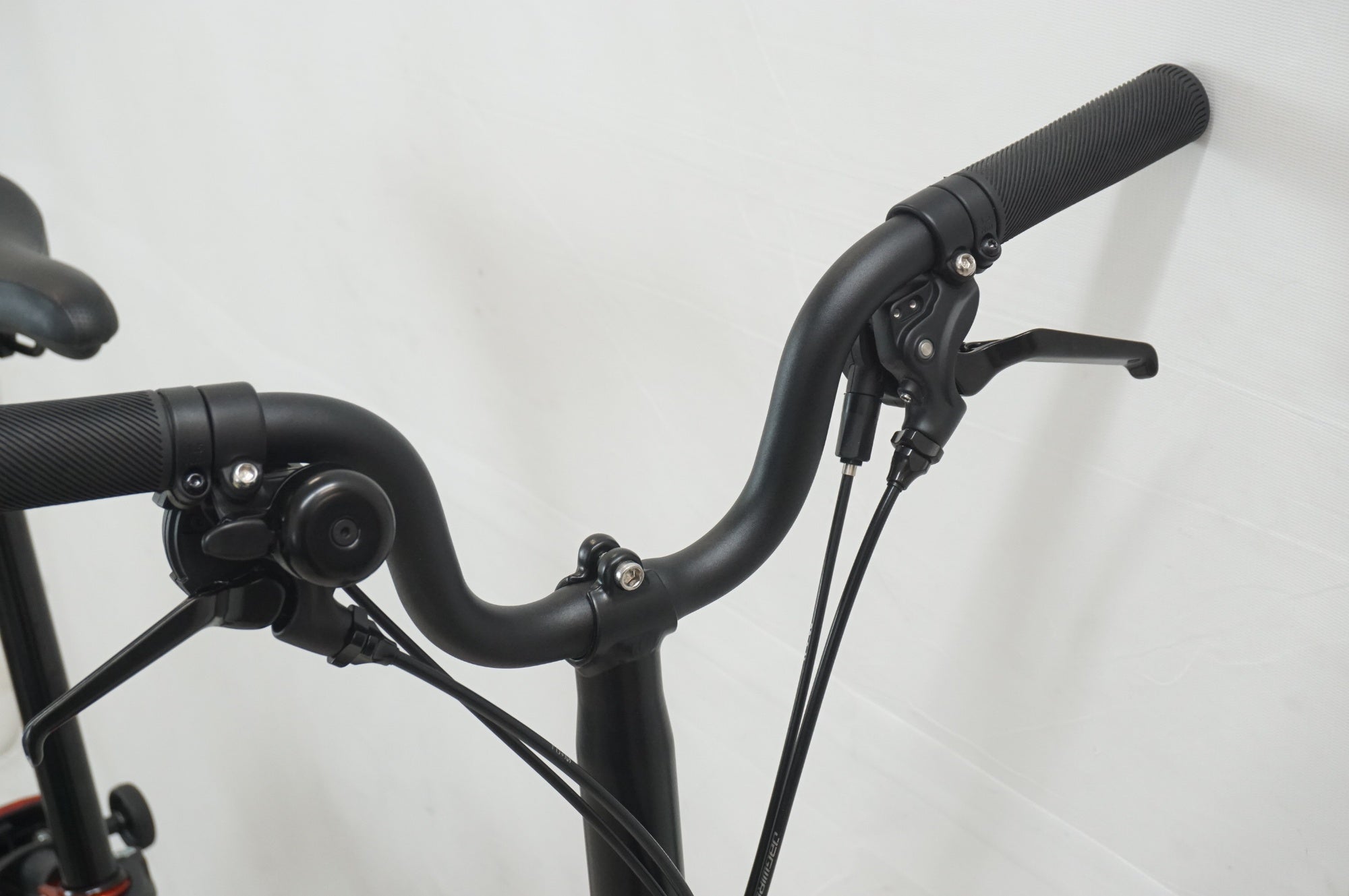 BROMPTON 「ブロンプトン」 C LINE EXPLORE MID FLAME LACQUER 2023年モデル 16インチ 折り畳み自転車 / 福岡店