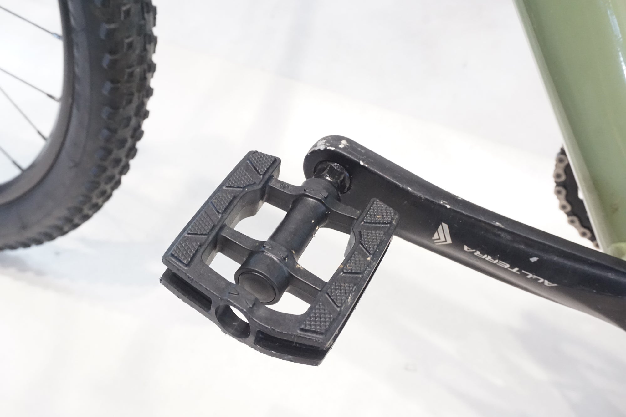 GT 「ジーティー」 AVALANCHE ELITE 2022年モデル マウンテンバイク / 横浜戸塚店