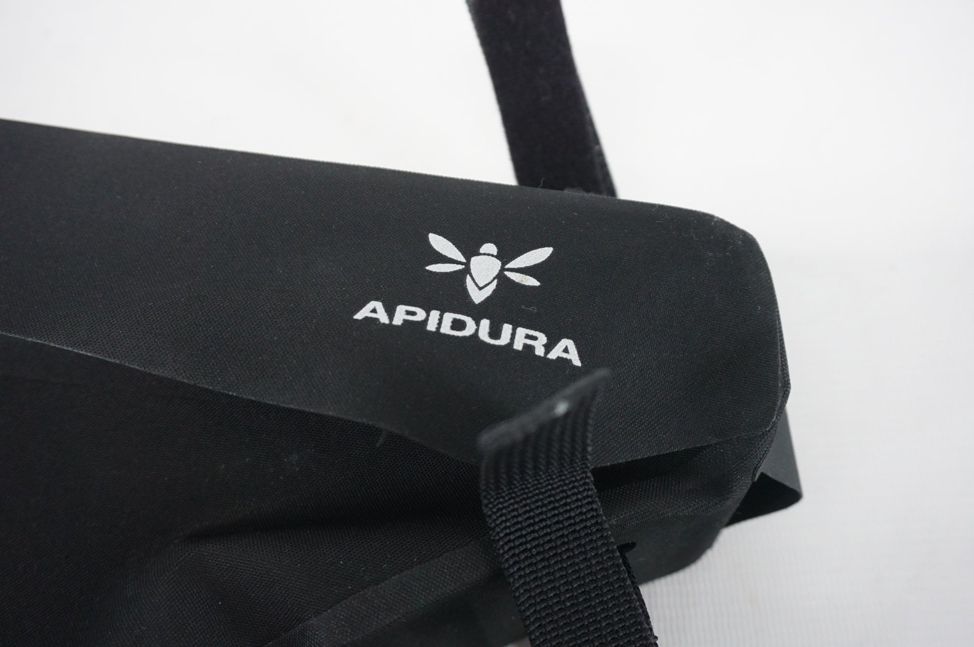APIDURA 「アピデュラ」 レーシング・フレームパック / 阪急塚口店