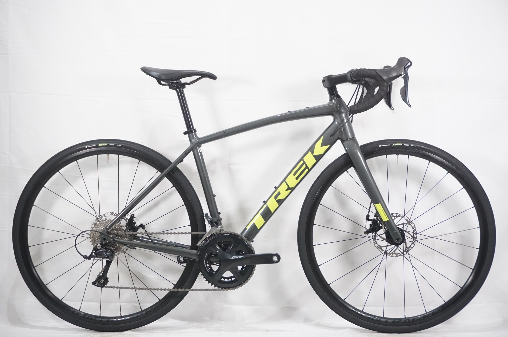 TREK 「トレック」 DOMANE AL3 GEN3 DISC 2021-2023年モデル ロード