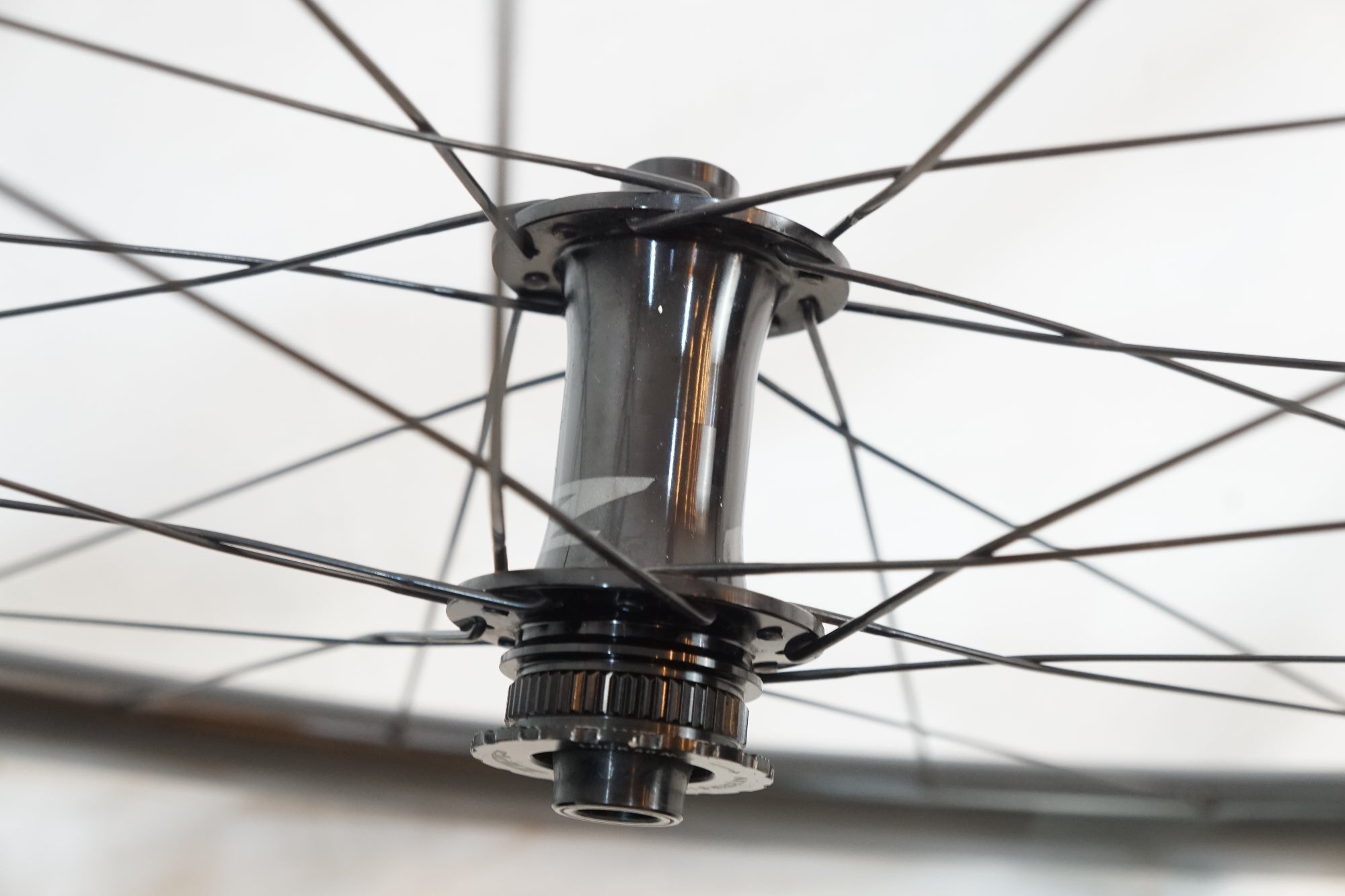 ZIPP 「ジップ」 303S DISC シマノ11速 ホイールセット / バイチャリ浦和ベース