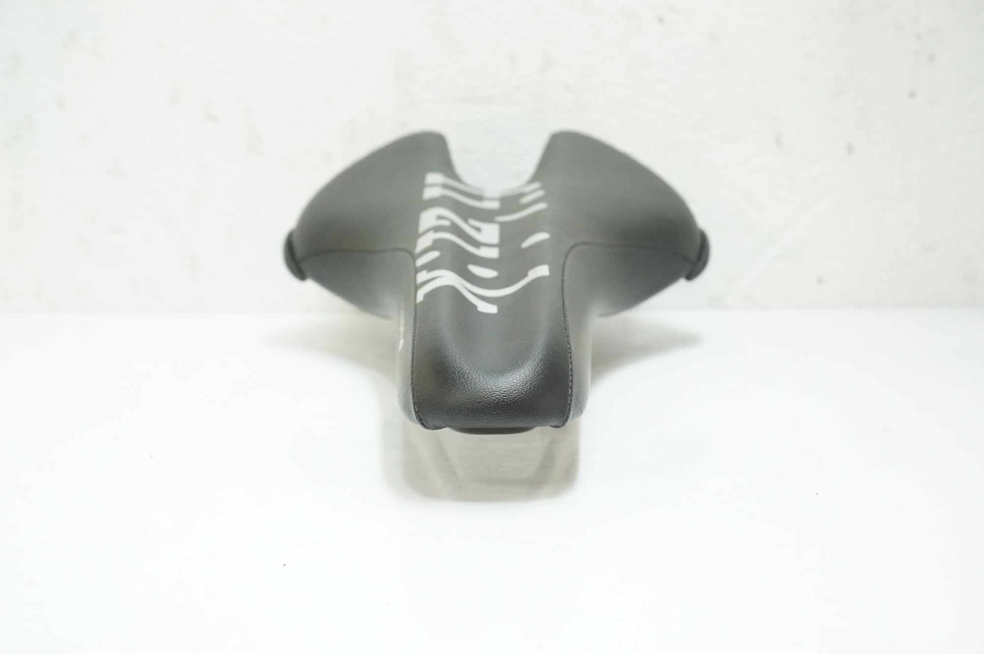 FIZIK 「フィジーク」 ARDEA VS サドル / 大宮店