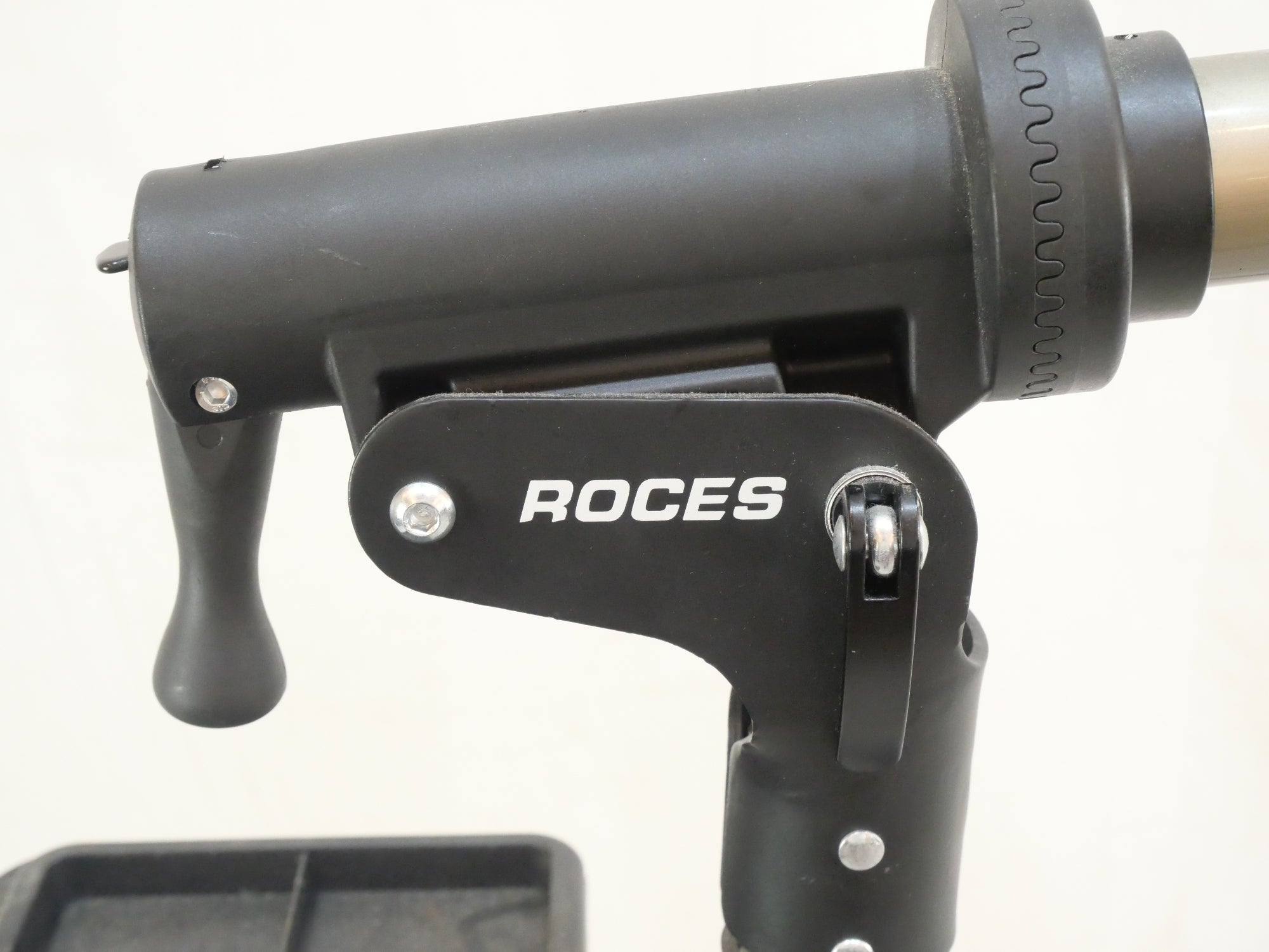 ROCES 「ロチェス」 メンテナンススタンド / バイチャリ浦和ベース