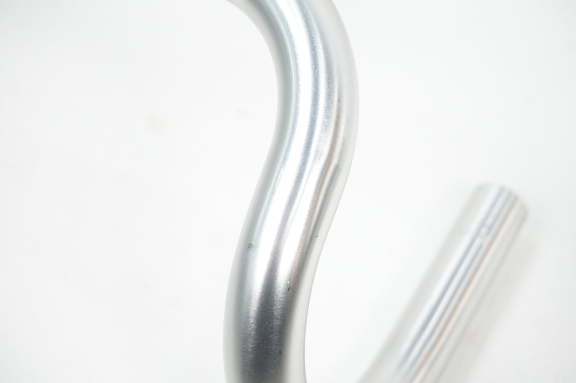 NITTO 「ニットー」 B136 ハンドル / 川越店