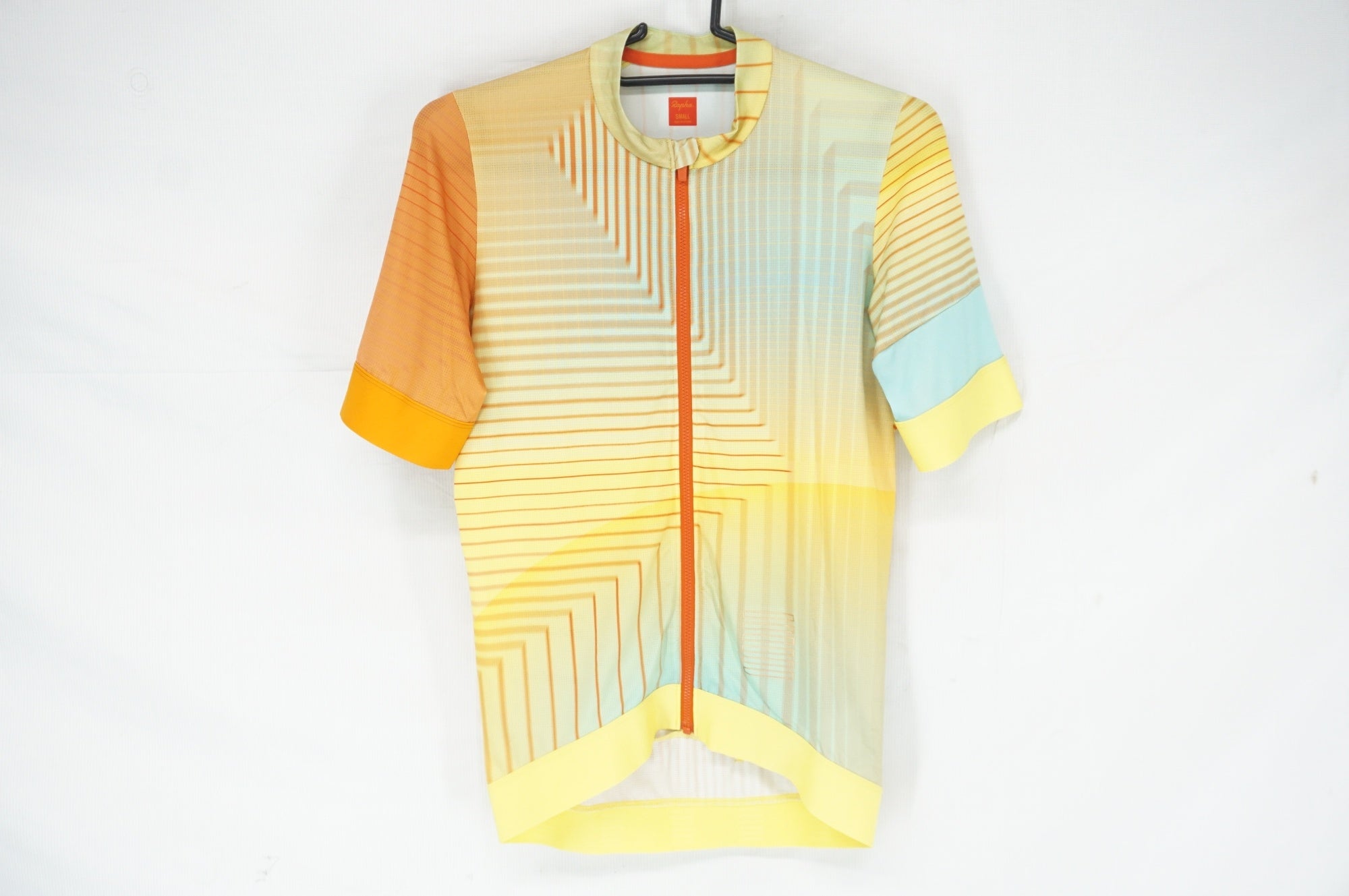 RAPHA 「ラファ」 TUNNEL VISION PT TRAINING Sサイズ ジャージ / 阪急塚口店