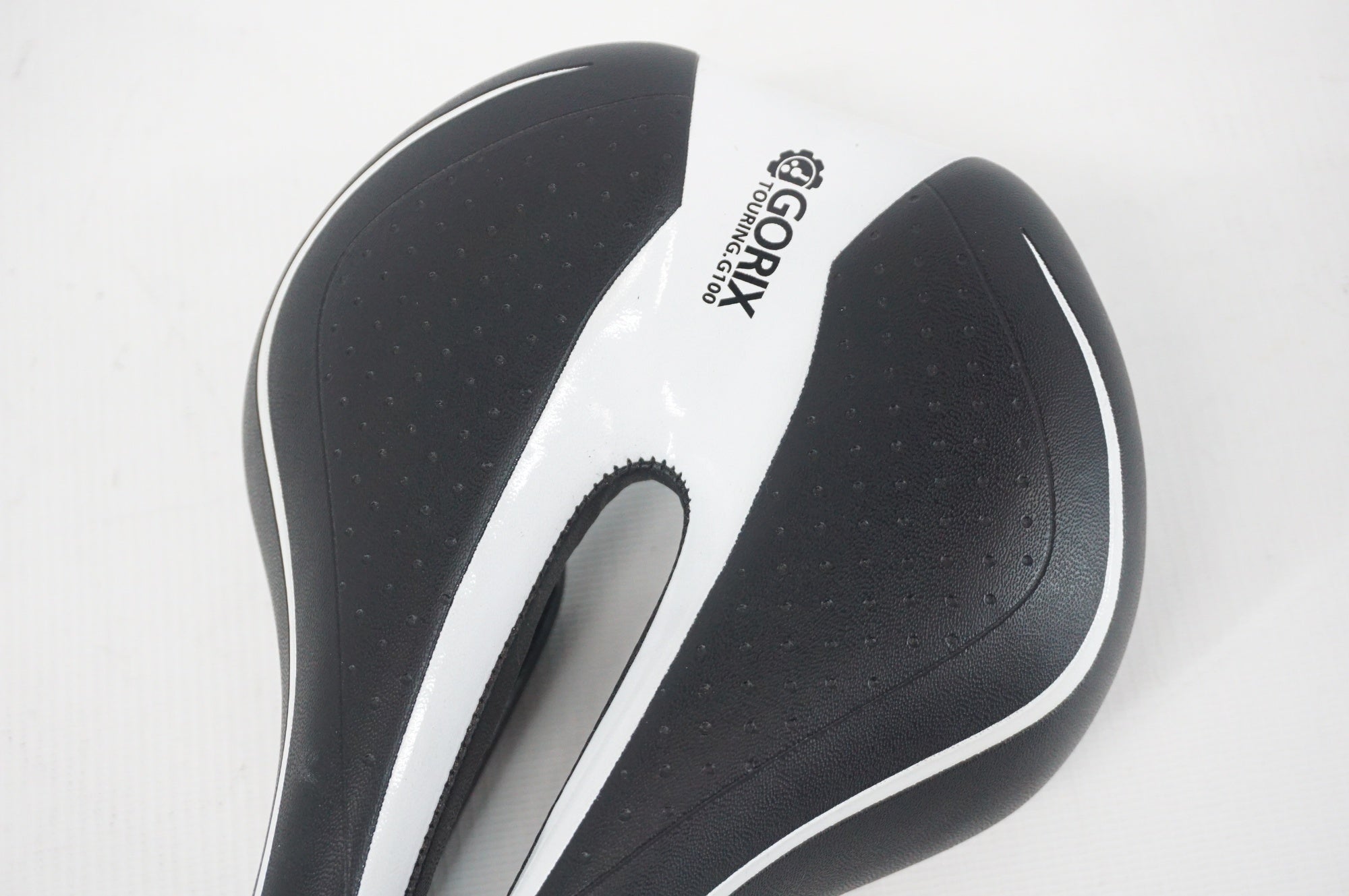 GORIX 「ゴリックス」 TOURING G100 サドル / 阪急塚口店