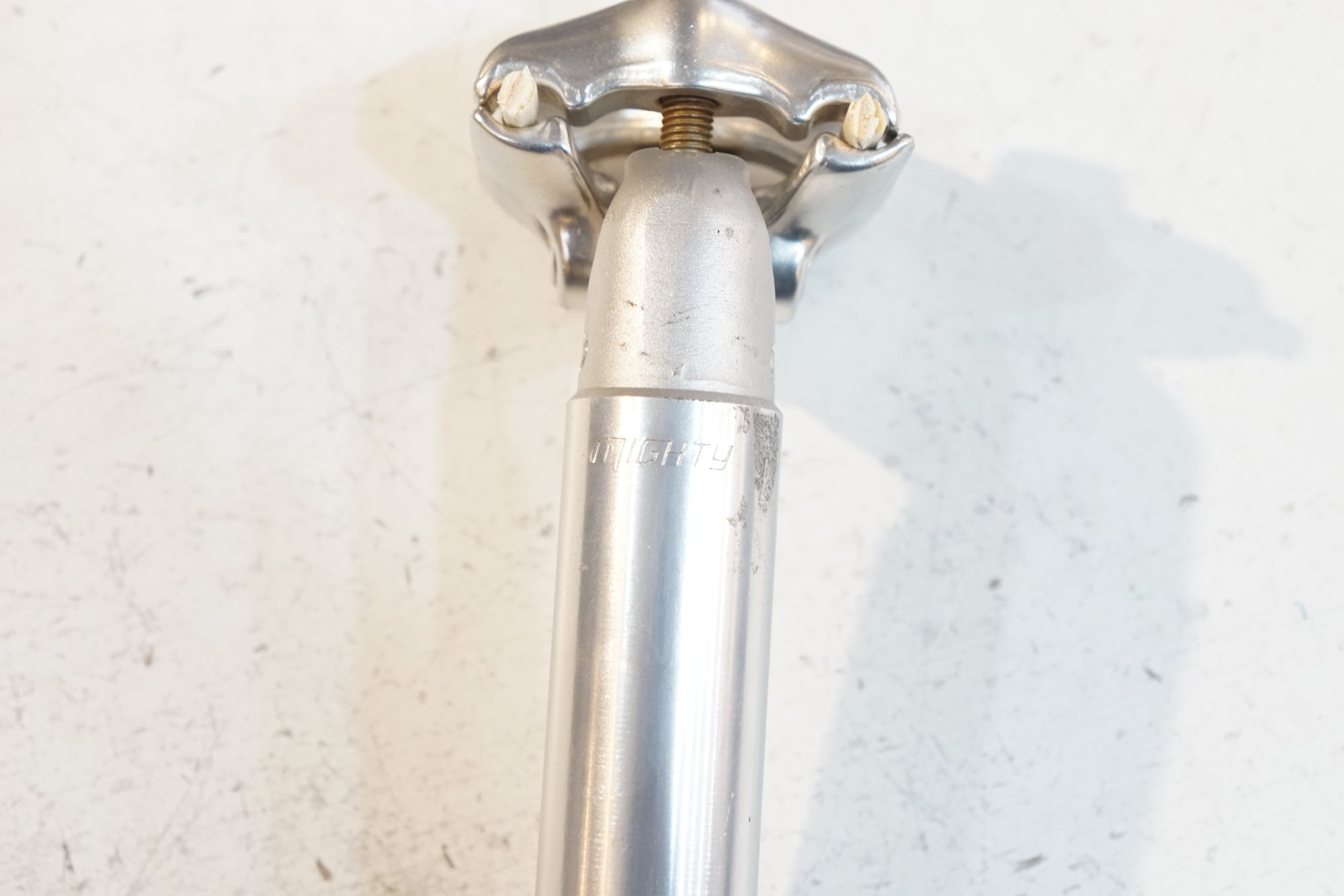 SUGINO 「スギノ」 MIGHTY NJS 205mm φ27.2 シートポスト / バイチャリ浦和ベース