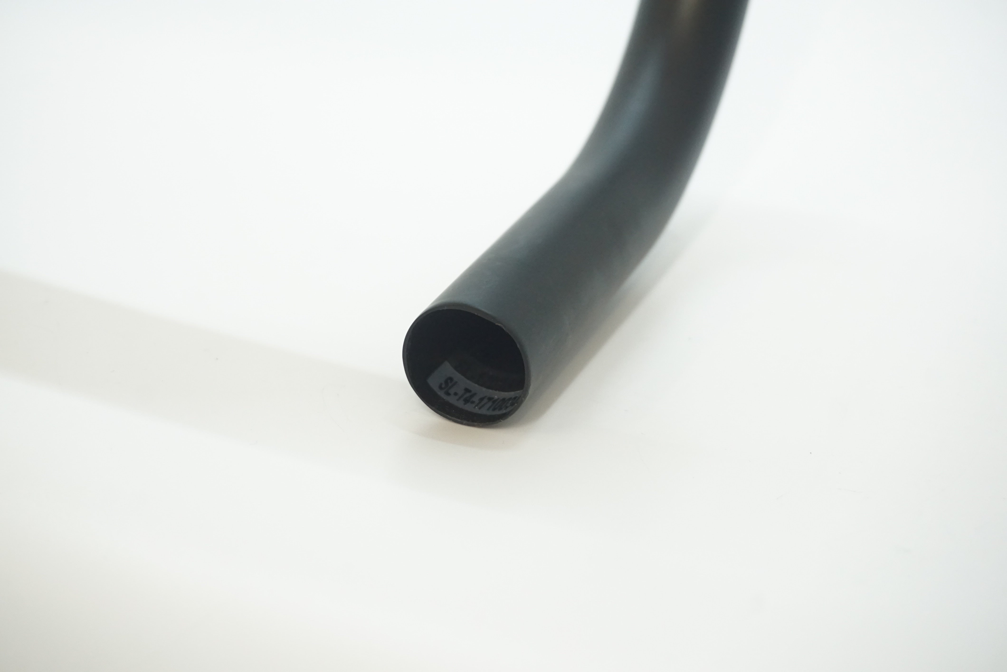 3T 「スリーティー」 SUPERLEGGERA TEAM 440mm Φ31.8 ハンドル / 阪急塚口店