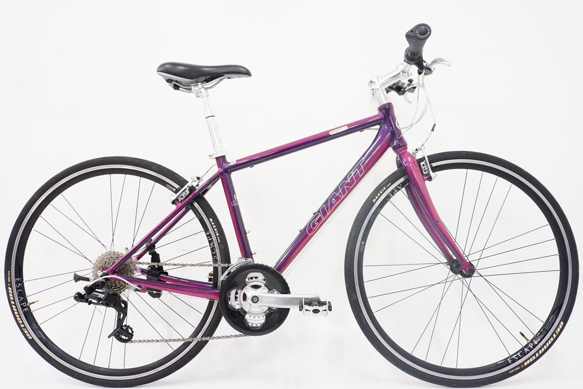ジャイアントエスケープ　R3.1 2010 2010年モデル：ソレとコレとはどう違う？] GIANT ESCAPE R