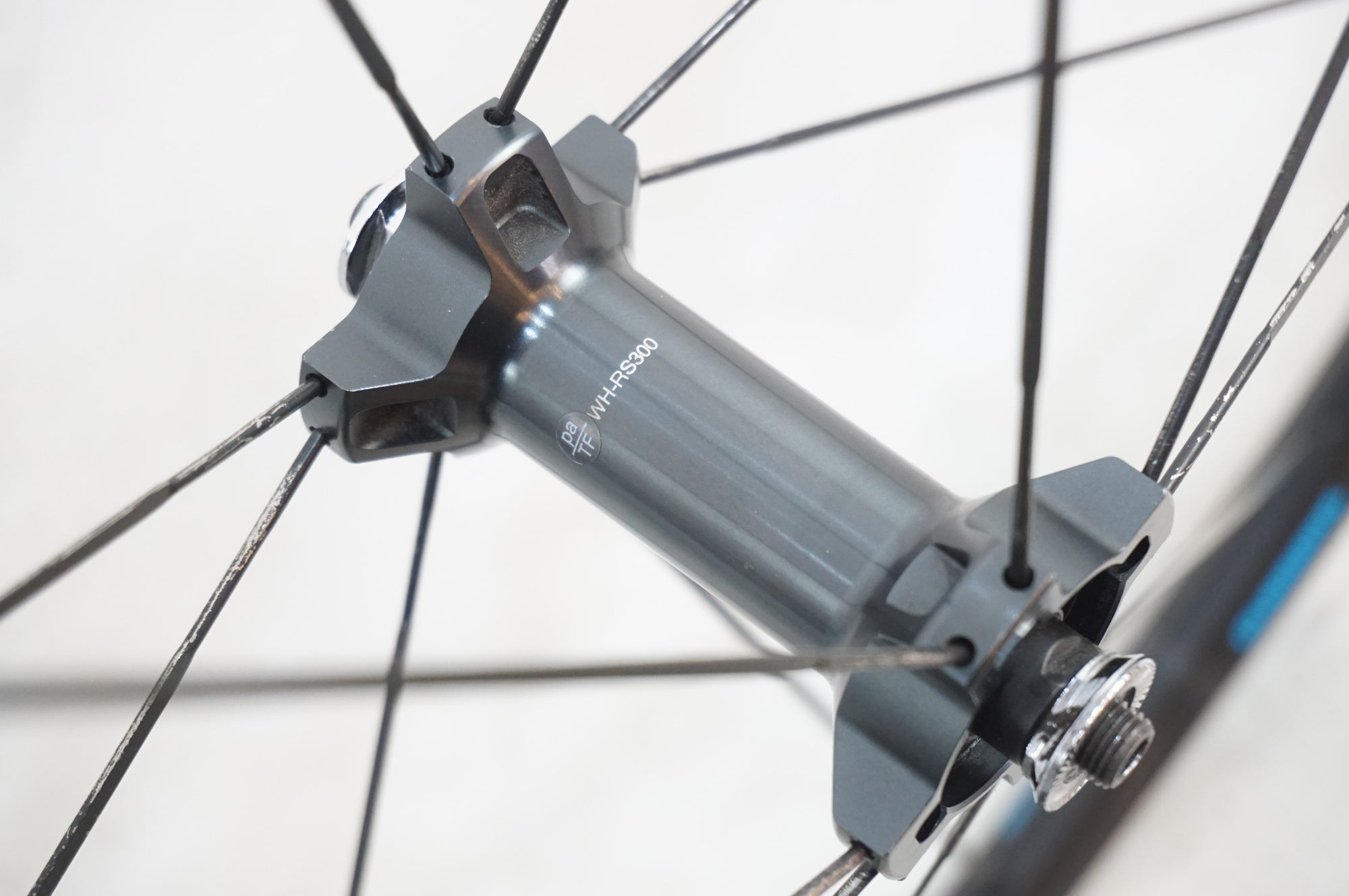 SHIMANO 「シマノ」 WH-RS300 SHIMANO / SRAM 11S ホイールセット / 浦和ベース