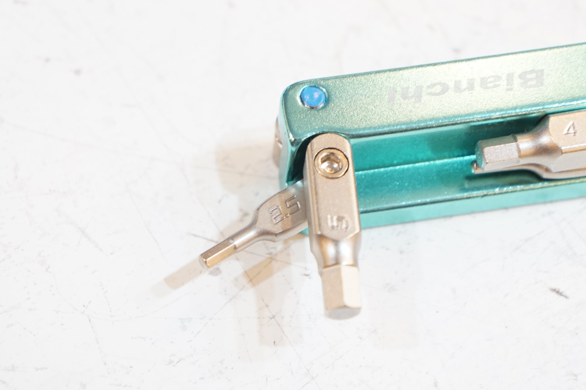 BIANCHI 「ビアンキ」 マルチツール / バイチャリ浦和ベース