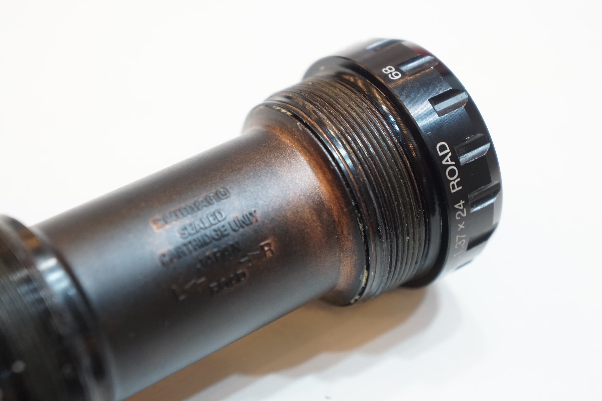 SHIMANO 「シマノ」 BB-R9100 ボトムブラケット / バイチャリ浦和ベース