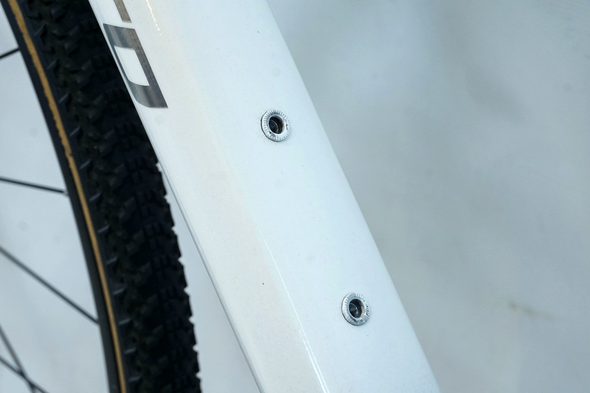 NESTO 「ネスト」 GAVEL 2026年モデル グラベル ロードバイク / 有明ガーデン店