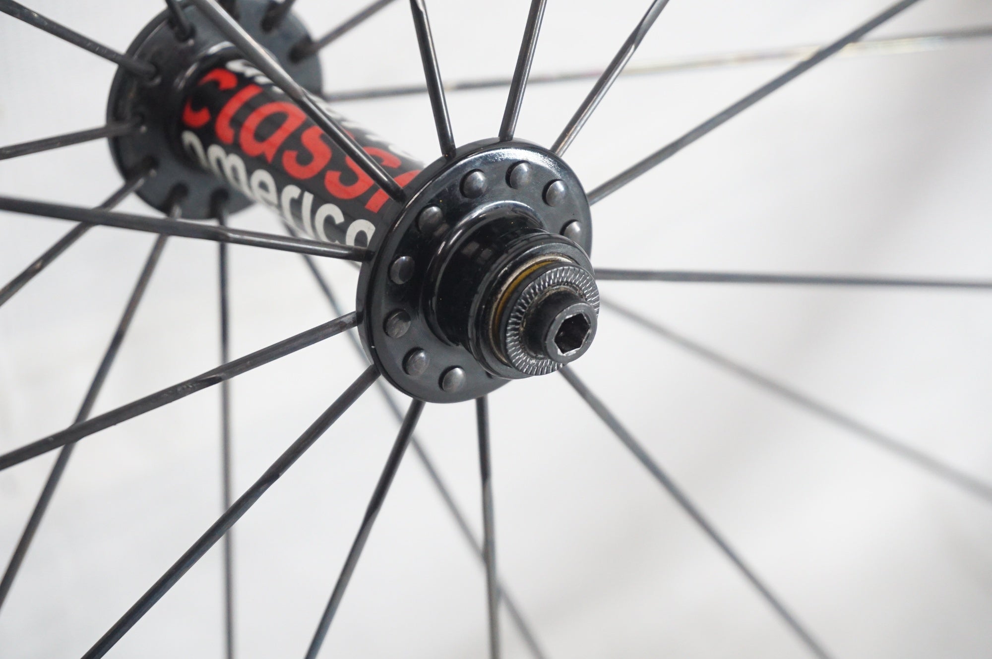 ZIPP 「ジップ」 303 TU AMERICAN CLASSIC ハブ シマノ10S ホイールセット / 阪急塚口店