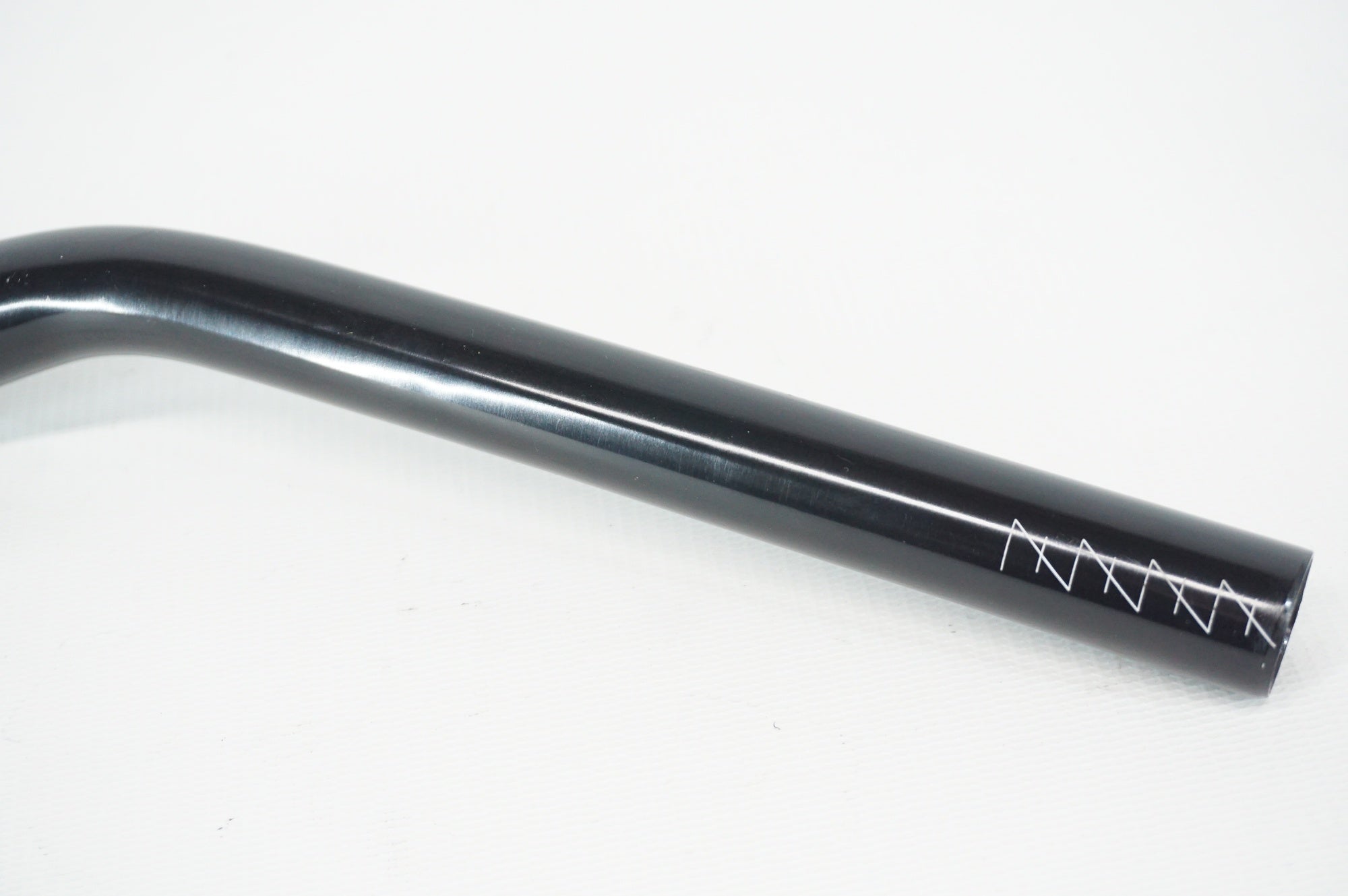 ADEPT 「アデプト」 DEGREES Φ31.8 600mm ハンドル / 阪急塚口店
