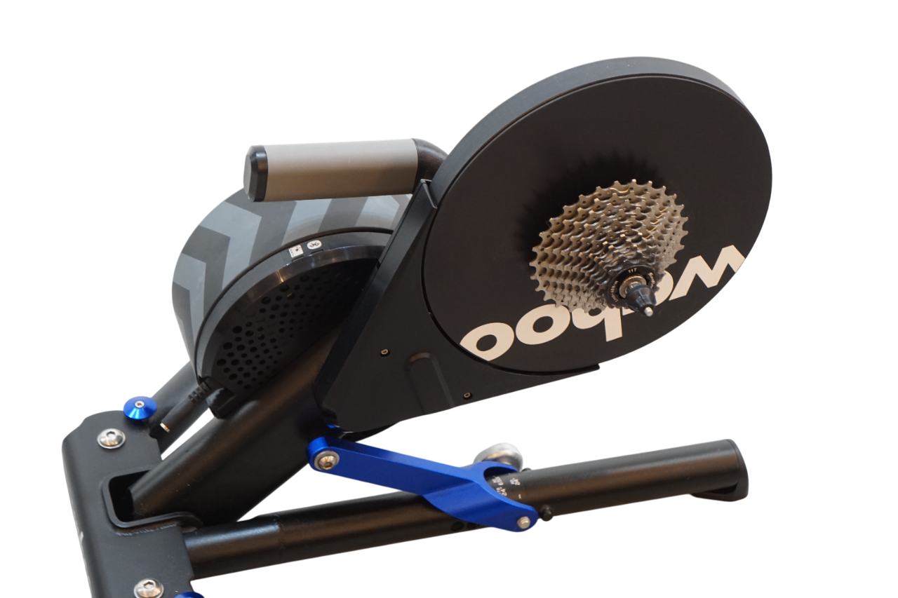 WAHOO 「ワフー」 KICKR サイクルトレーナー / バイチャリ浦和ベース