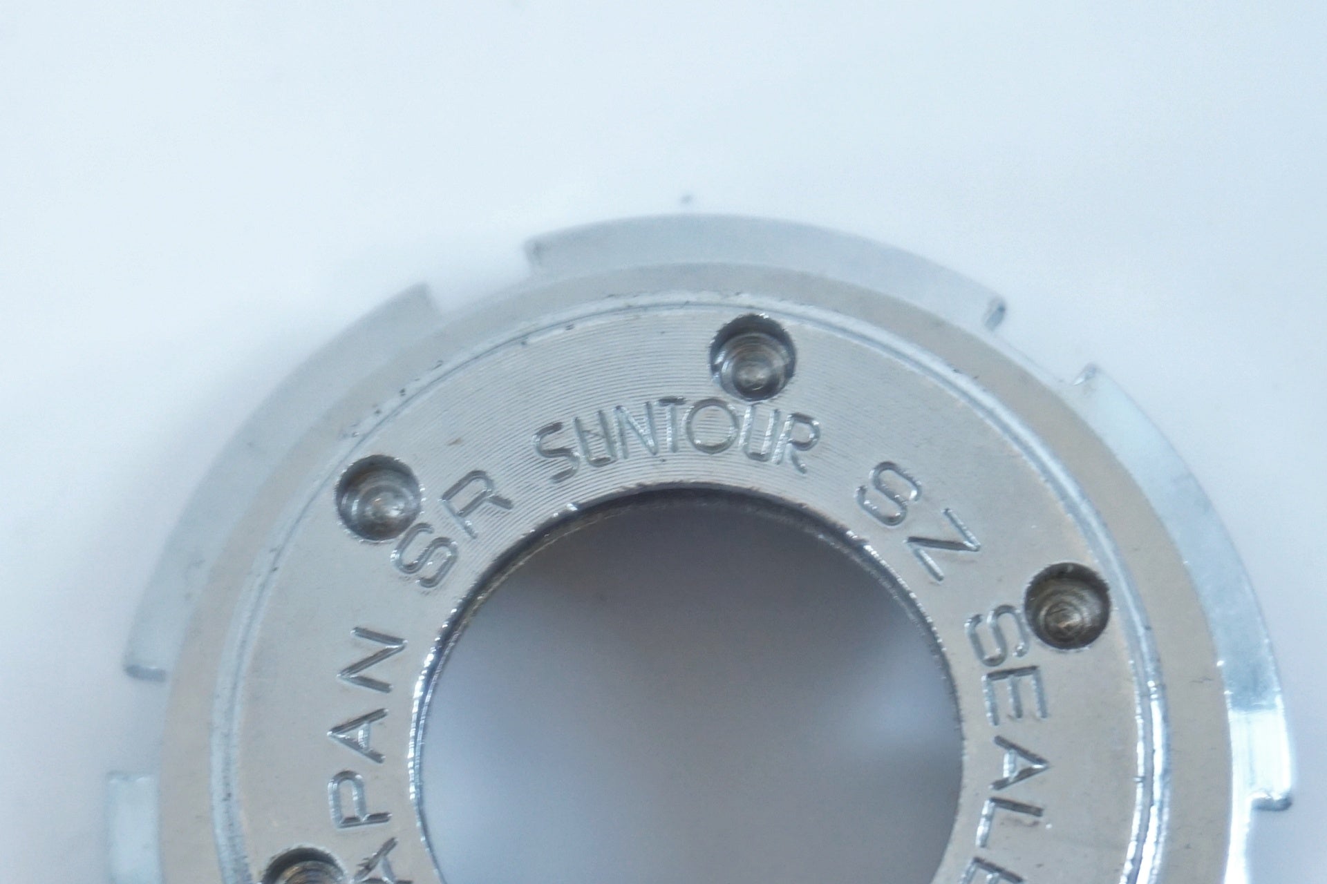 SUNTOUR 「サンツアー」 SL BB-SL00-E ボトムブラケット / 有明ガーデン店