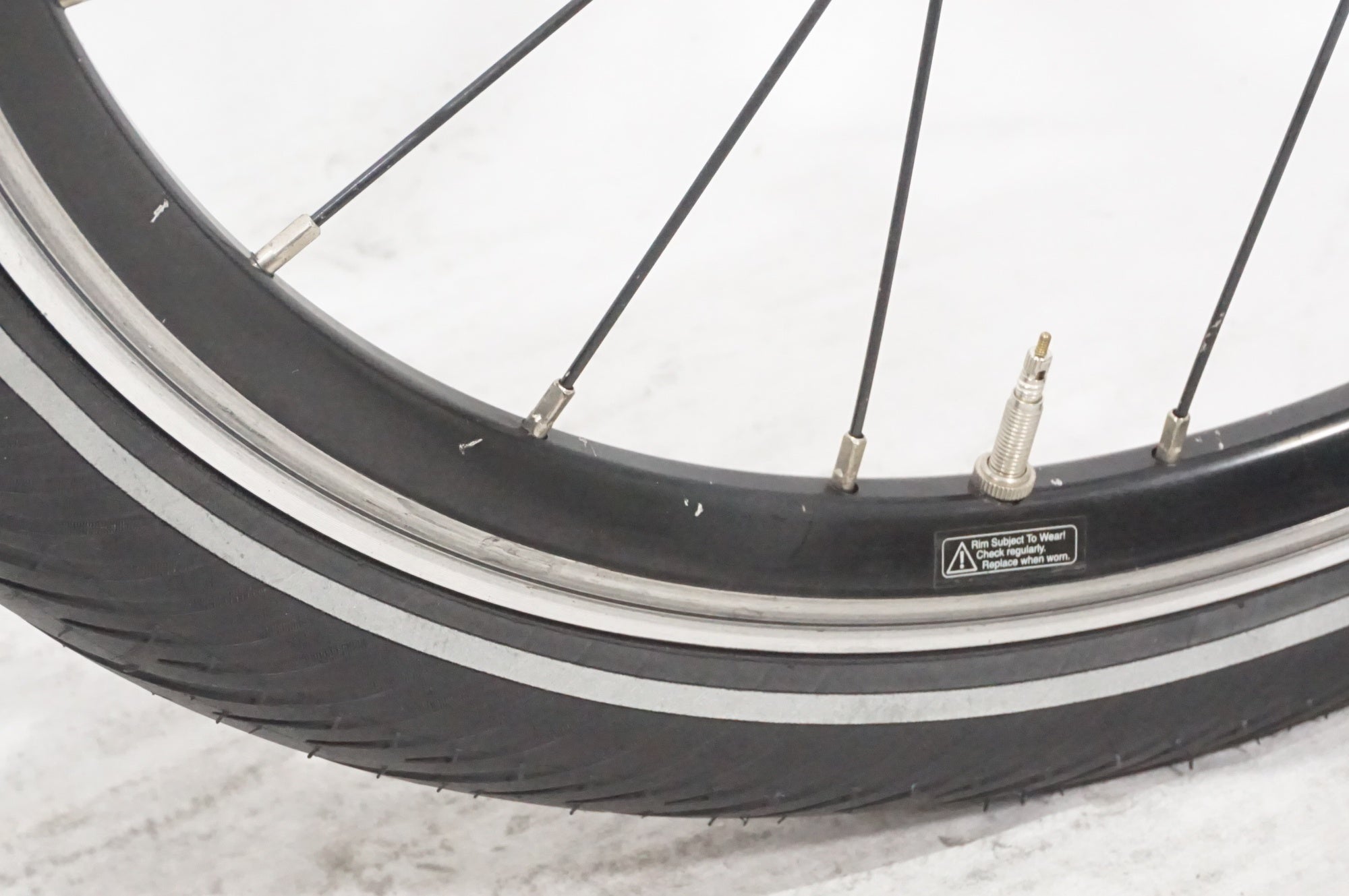 TERN 「ターン」 VERGE P9 2014年モデル カスタム 20インチ 折り畳み自転車 / AKIBA店