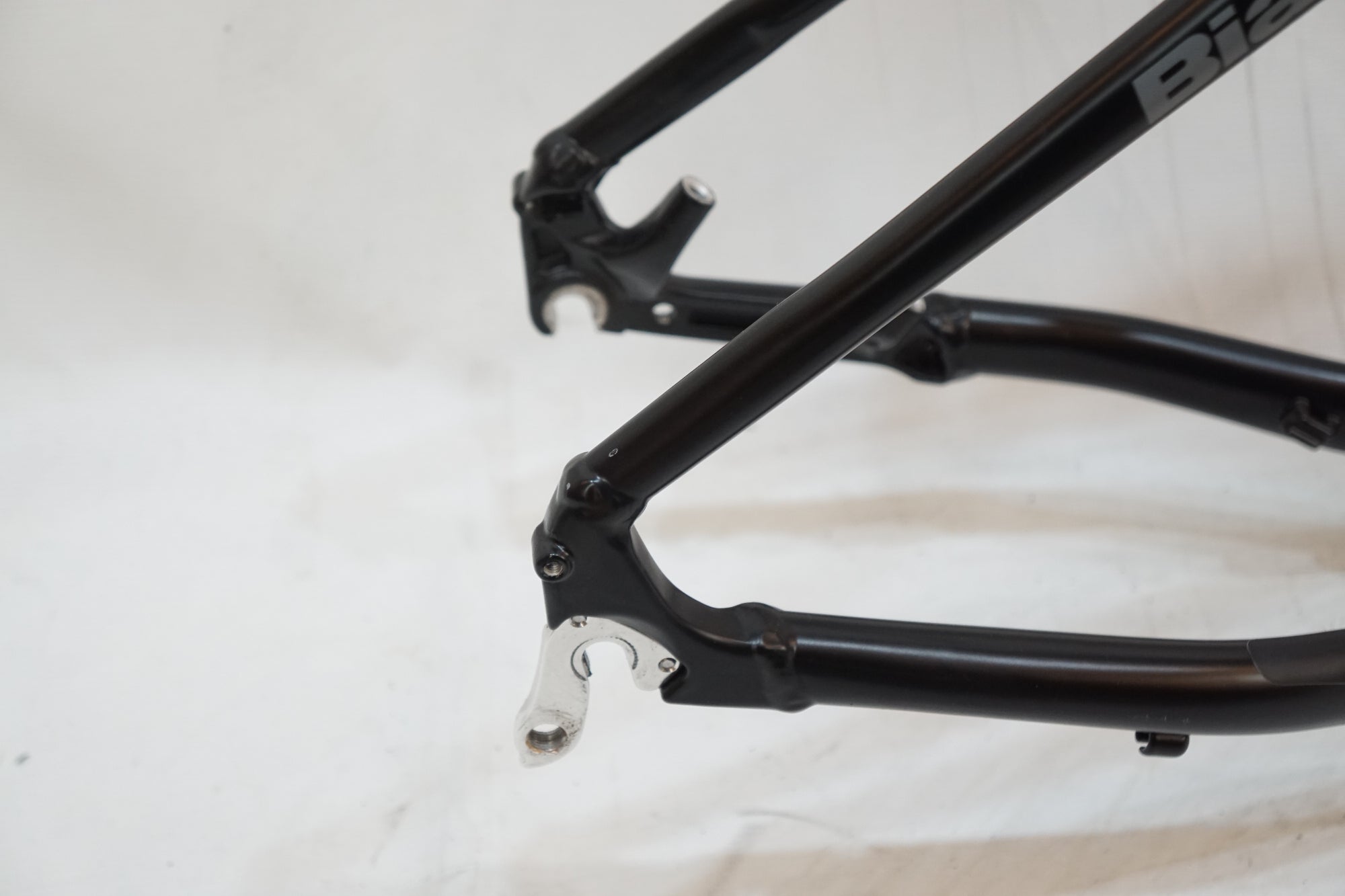 BIANCHI 「ビアンキ」 M0015 フレームセット / バイチャリ浦和ベース