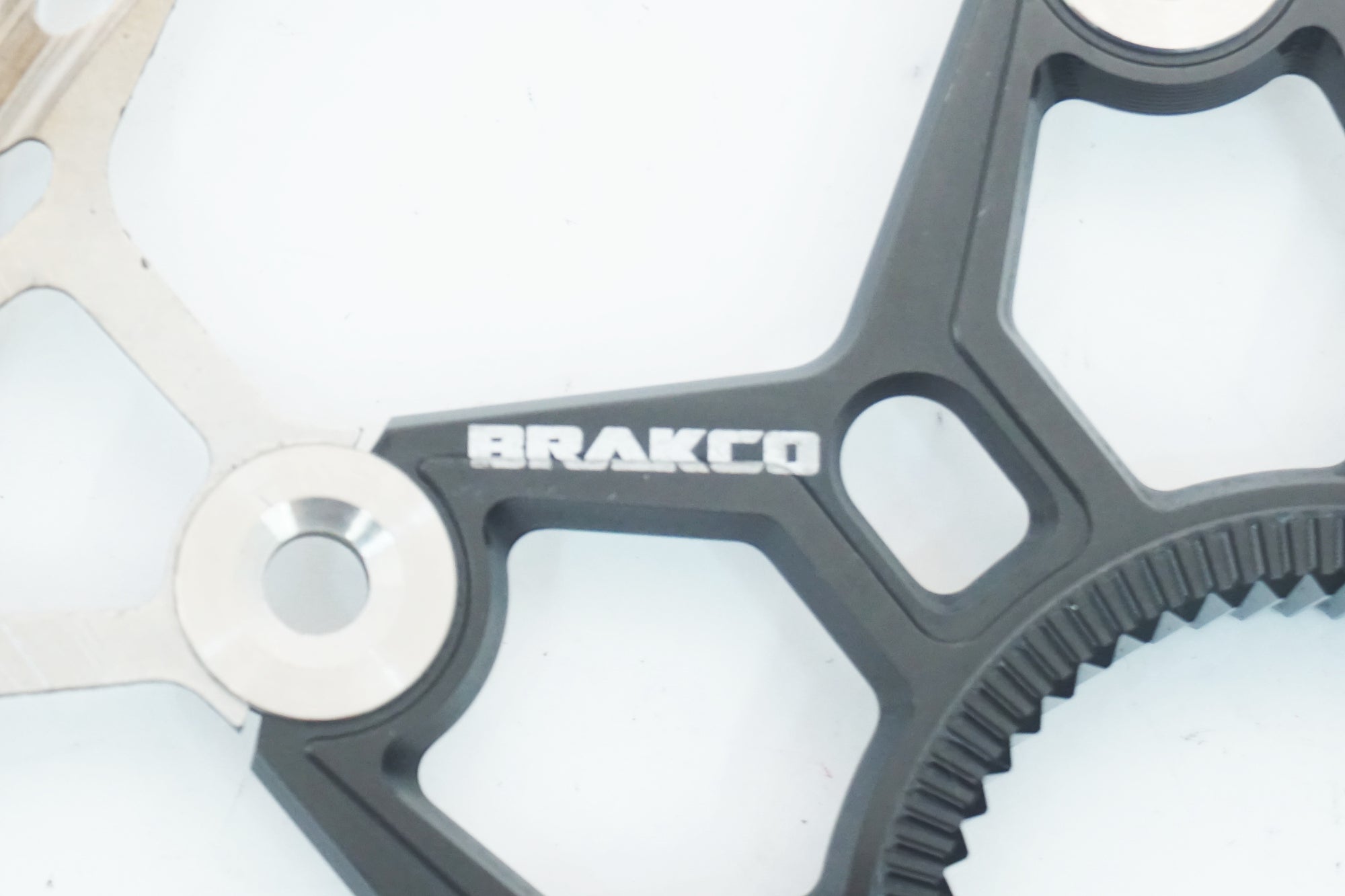 BRAKCO 「ブラコ」 160mm ディスクローター / 大阪美原北インター店