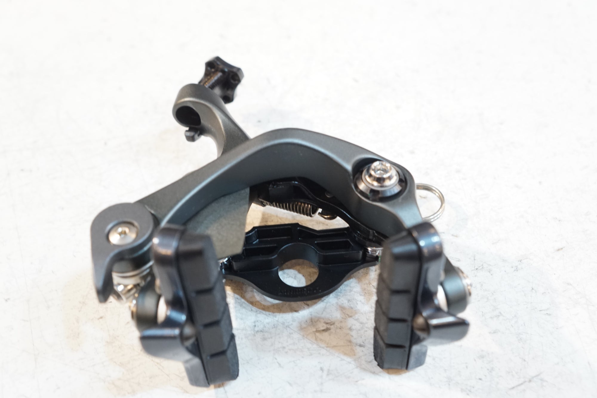 SHIMANO 「シマノ」 ULTEGRA BR-6810-F ダイレクトマウントブレーキ / バイチャリ浦和ベース