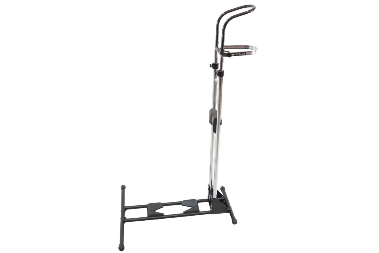 IWA 「イワ」 A01V SPECIAL ディスプレイスタンド/ バイチャリ浦和ベース